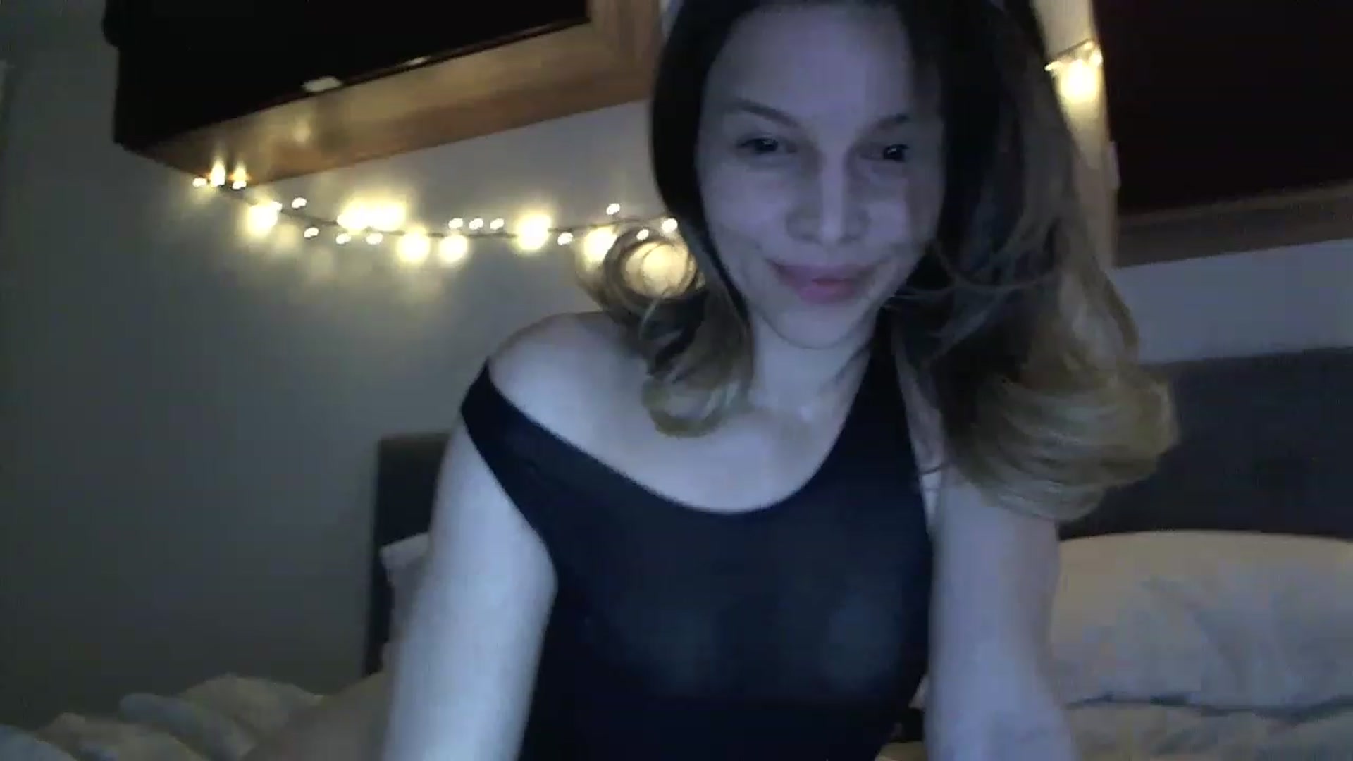 Gallery image thumbnail from Heaven_hot's myfreecams stream on, 04/06/2023, 16:00 image 8 of 20