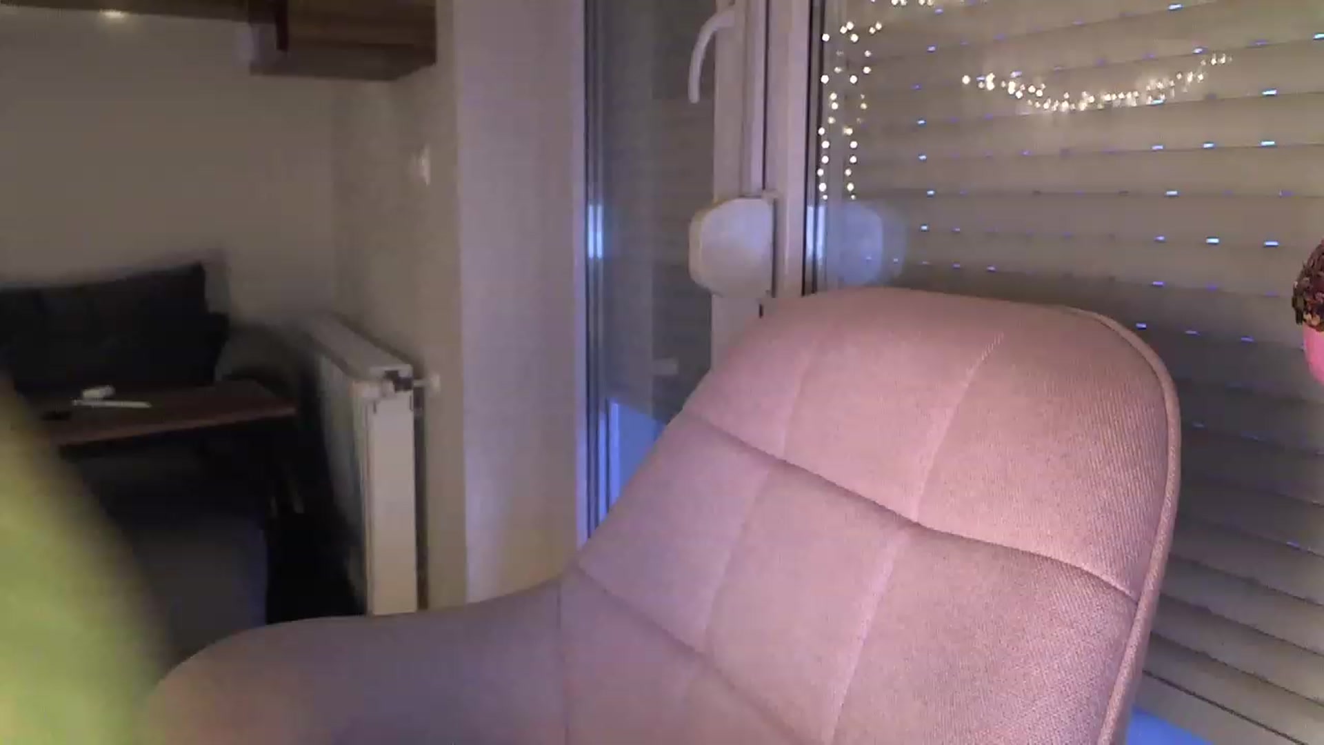 Gallery image thumbnail from Heaven_hot's myfreecams stream on, 04/07/2023, 17:22 image 14 of 20