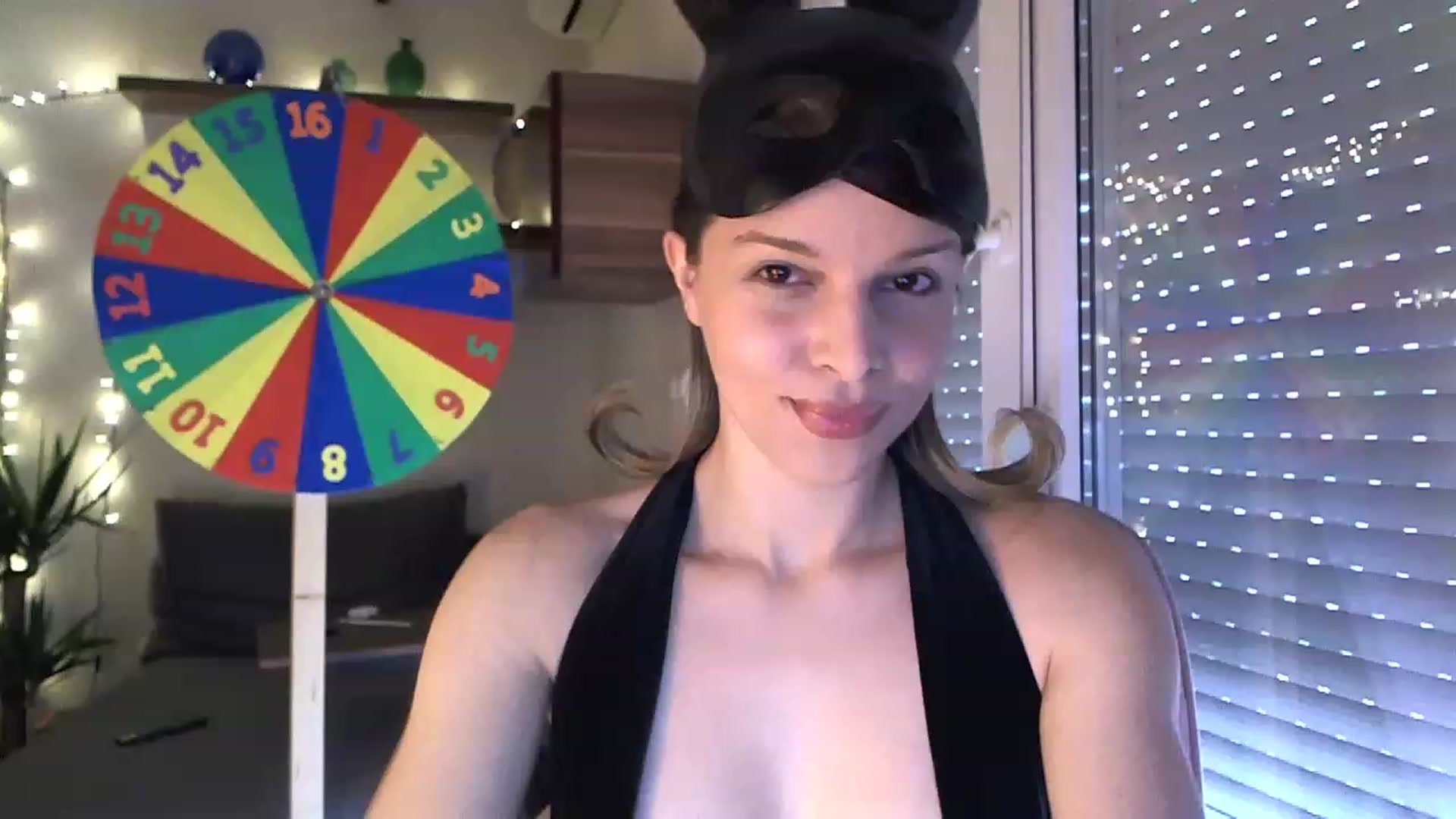 Gallery image thumbnail from Heaven_hot's myfreecams stream on, 04/08/2023, 13:25 image 14 of 20