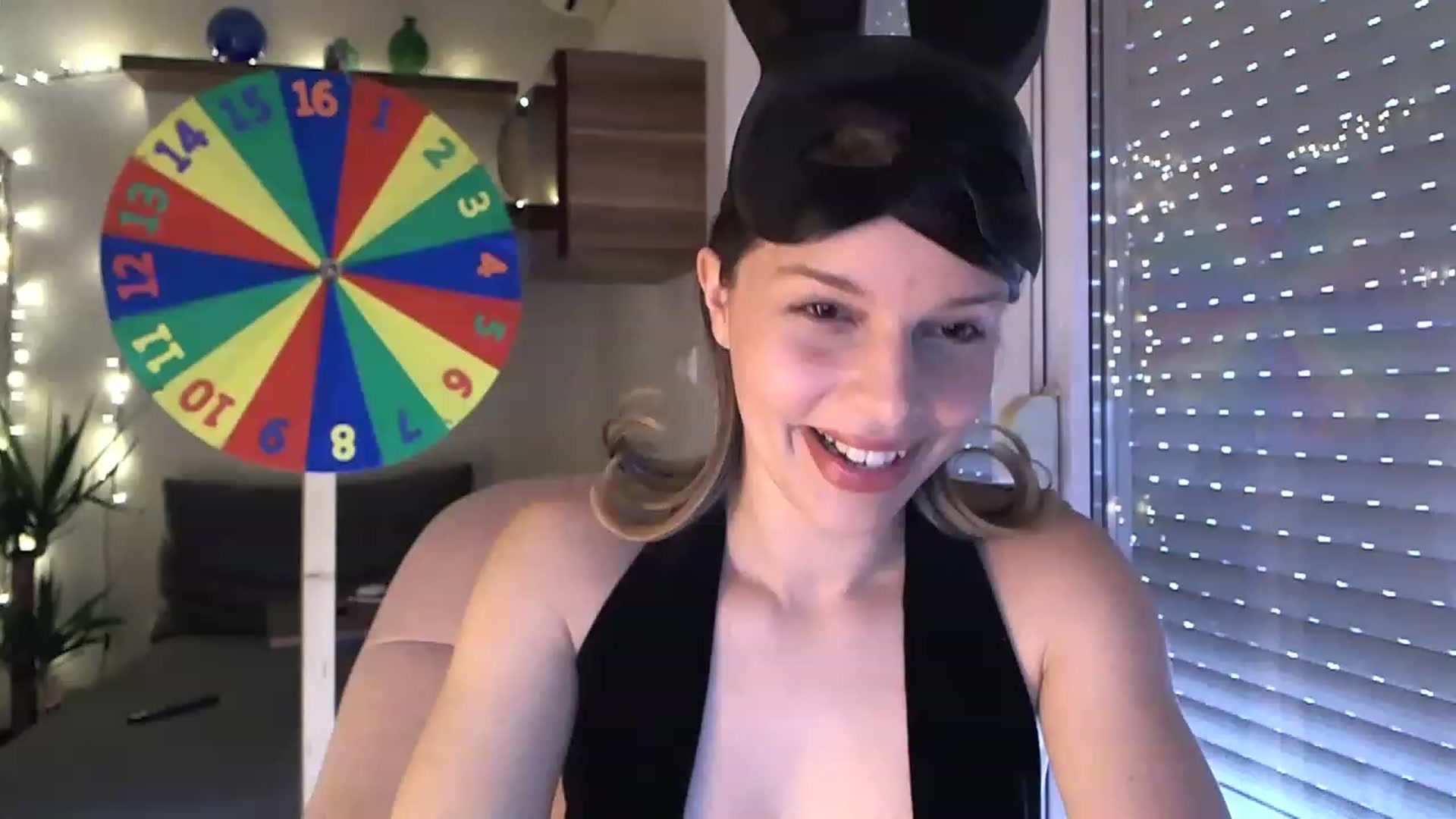 Gallery image thumbnail from Heaven_hot's myfreecams stream on, 04/08/2023, 13:25 image 16 of 20