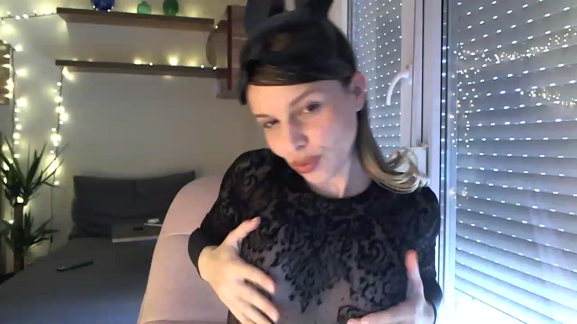Gallery image thumbnail from Heaven_hot's myfreecams stream on, 04/08/2023, 13:25 image 3 of 20
