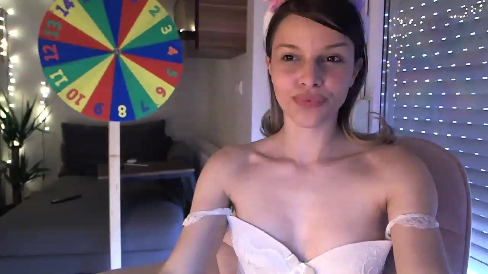Gallery image thumbnail from Heaven_hot's myfreecams stream on, 04/08/2023, 15:23 image 10 of 20