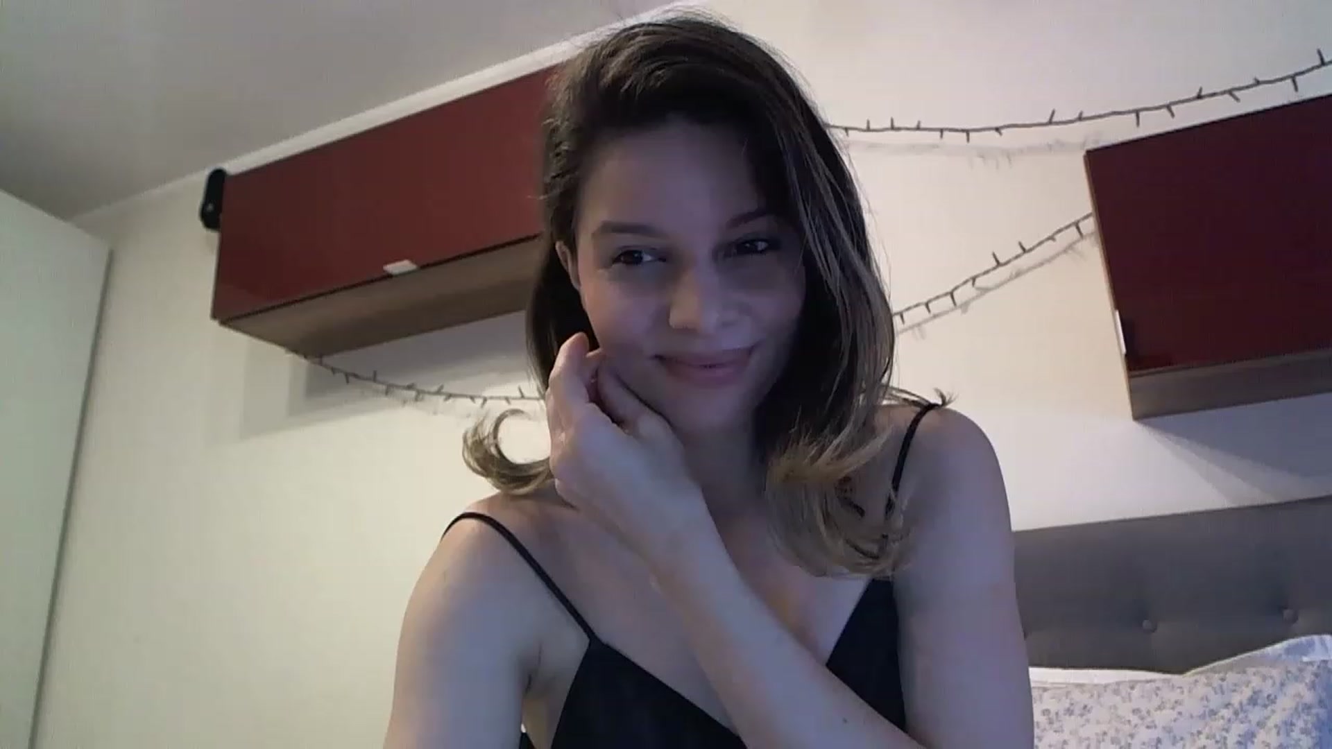 Gallery image thumbnail from Heaven_hot's myfreecams stream on, 04/10/2023, 11:56 image 18 of 20