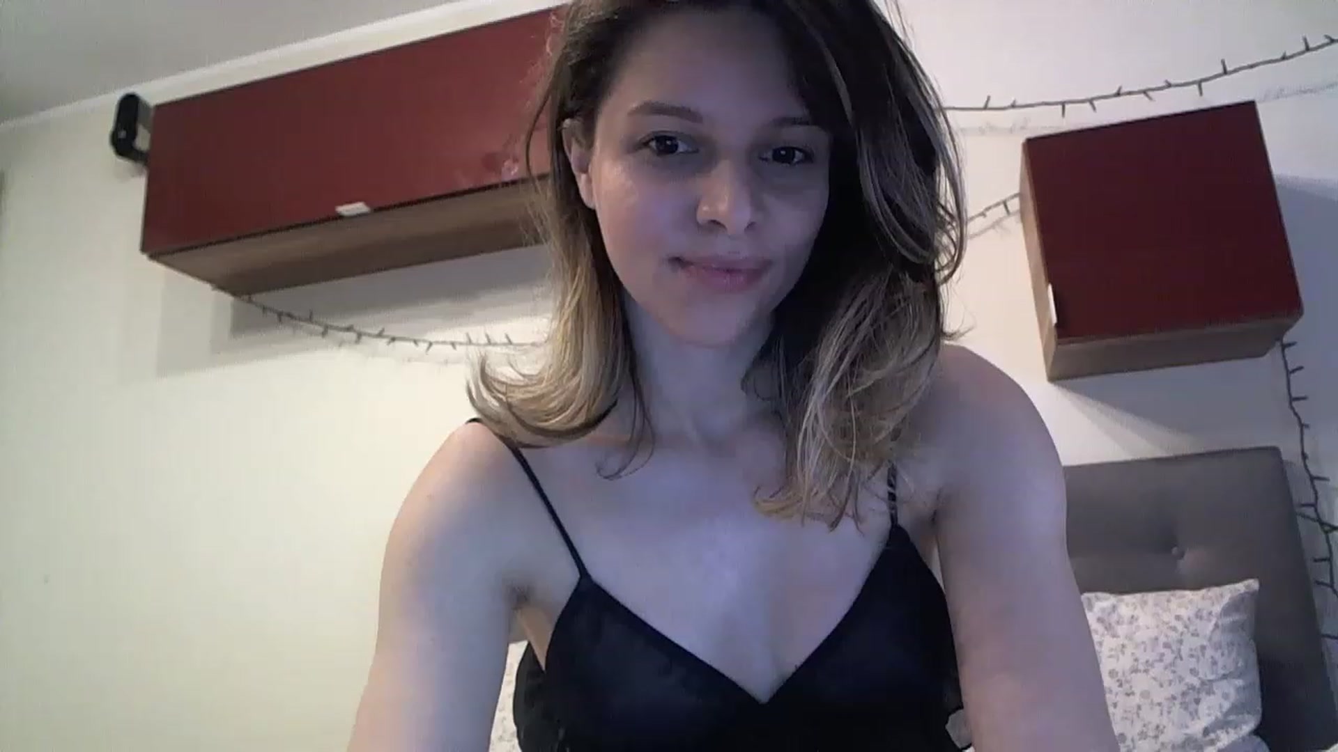 Gallery image thumbnail from Heaven_hot's myfreecams stream on, 04/13/2023, 15:20 image 3 of 20