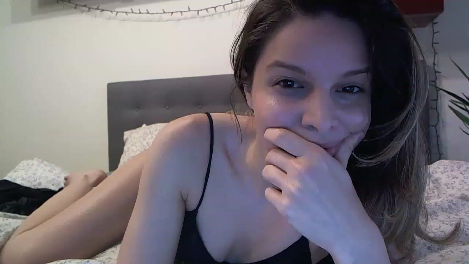 Gallery image thumbnail from Heaven_hot's myfreecams stream on, 04/13/2023, 15:20 image 15 of 20