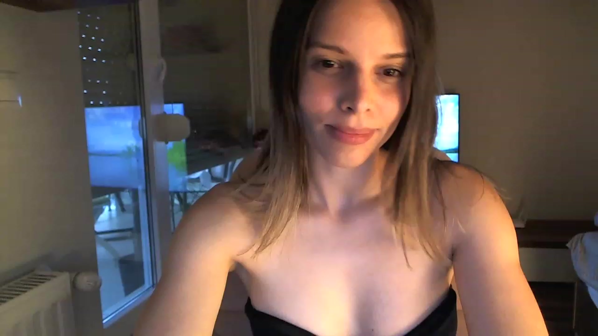 Gallery image thumbnail from Heaven_hot's myfreecams stream on, 06/02/2023, 17:11 image 2 of 20
