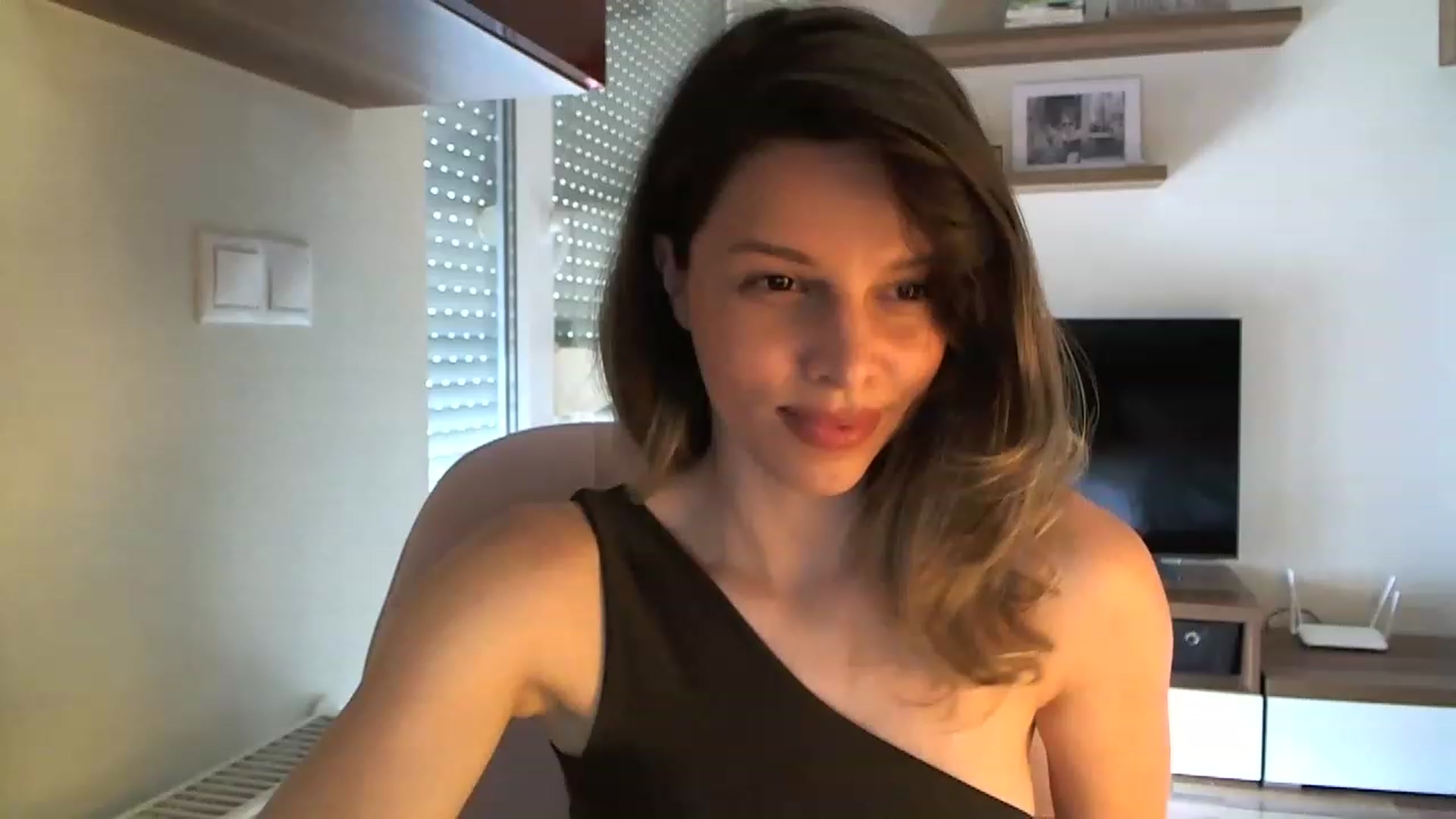 Gallery image thumbnail from Heaven_hot's myfreecams stream on, 06/08/2023, 12:13 image 20 of 20