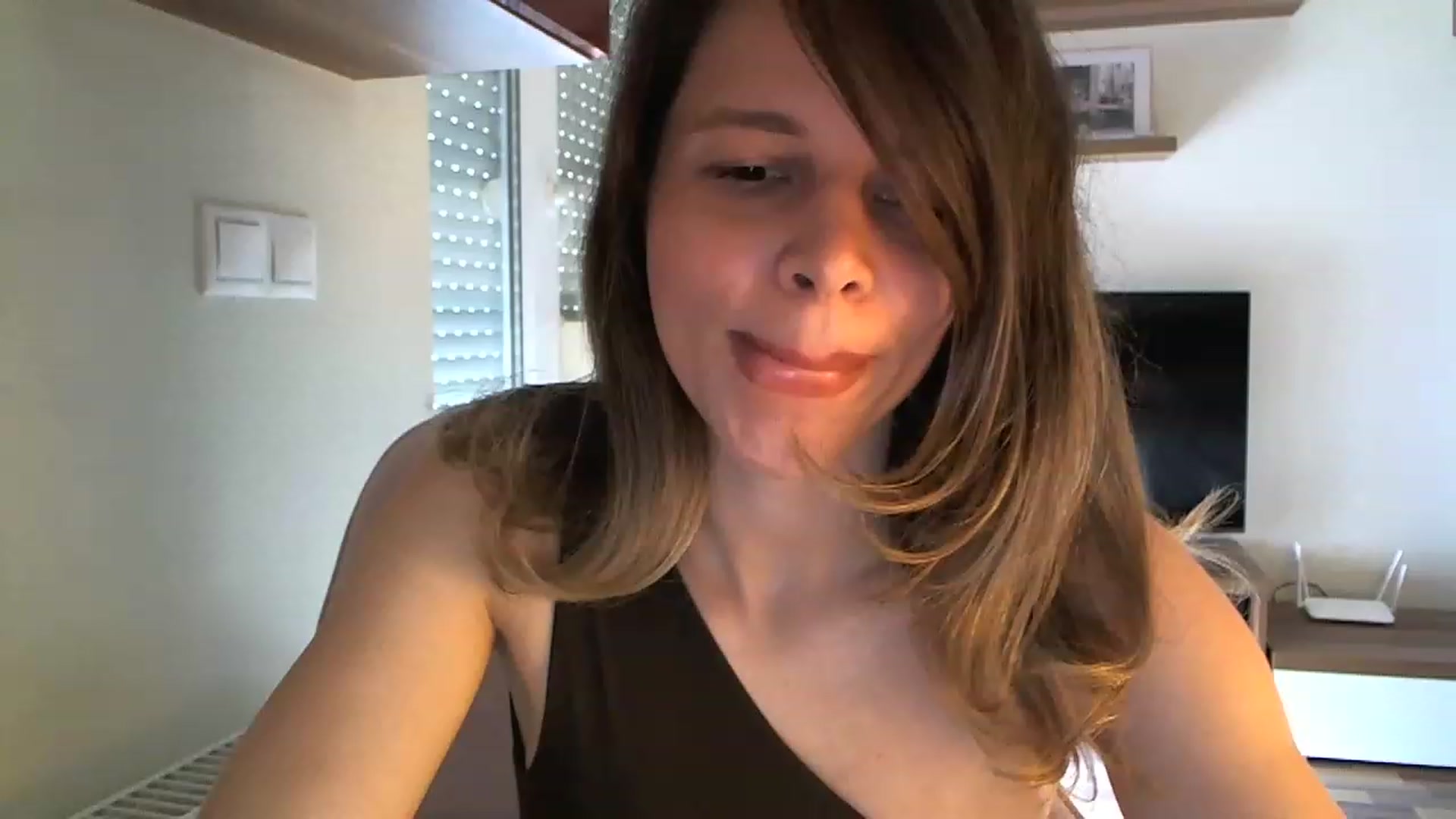 Gallery image thumbnail from Heaven_hot's myfreecams stream on, 06/08/2023, 12:13 image 14 of 20