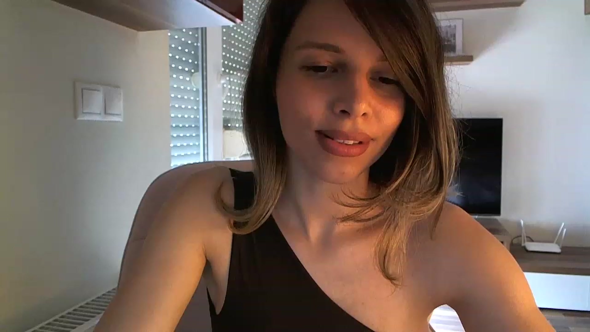Gallery image thumbnail from Heaven_hot's myfreecams stream on, 06/08/2023, 12:13 image 12 of 20