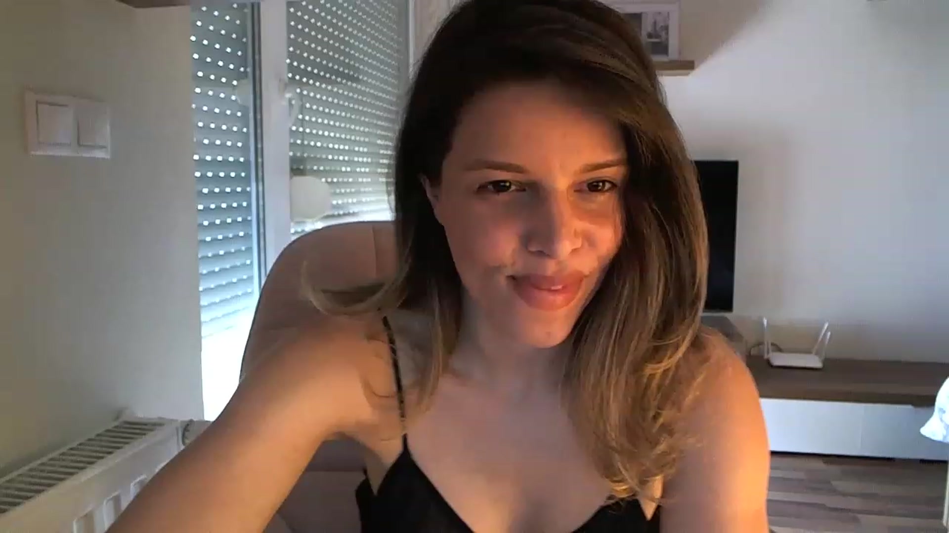Gallery image thumbnail from Heaven_hot's myfreecams stream on, 06/08/2023, 13:27 image 11 of 20