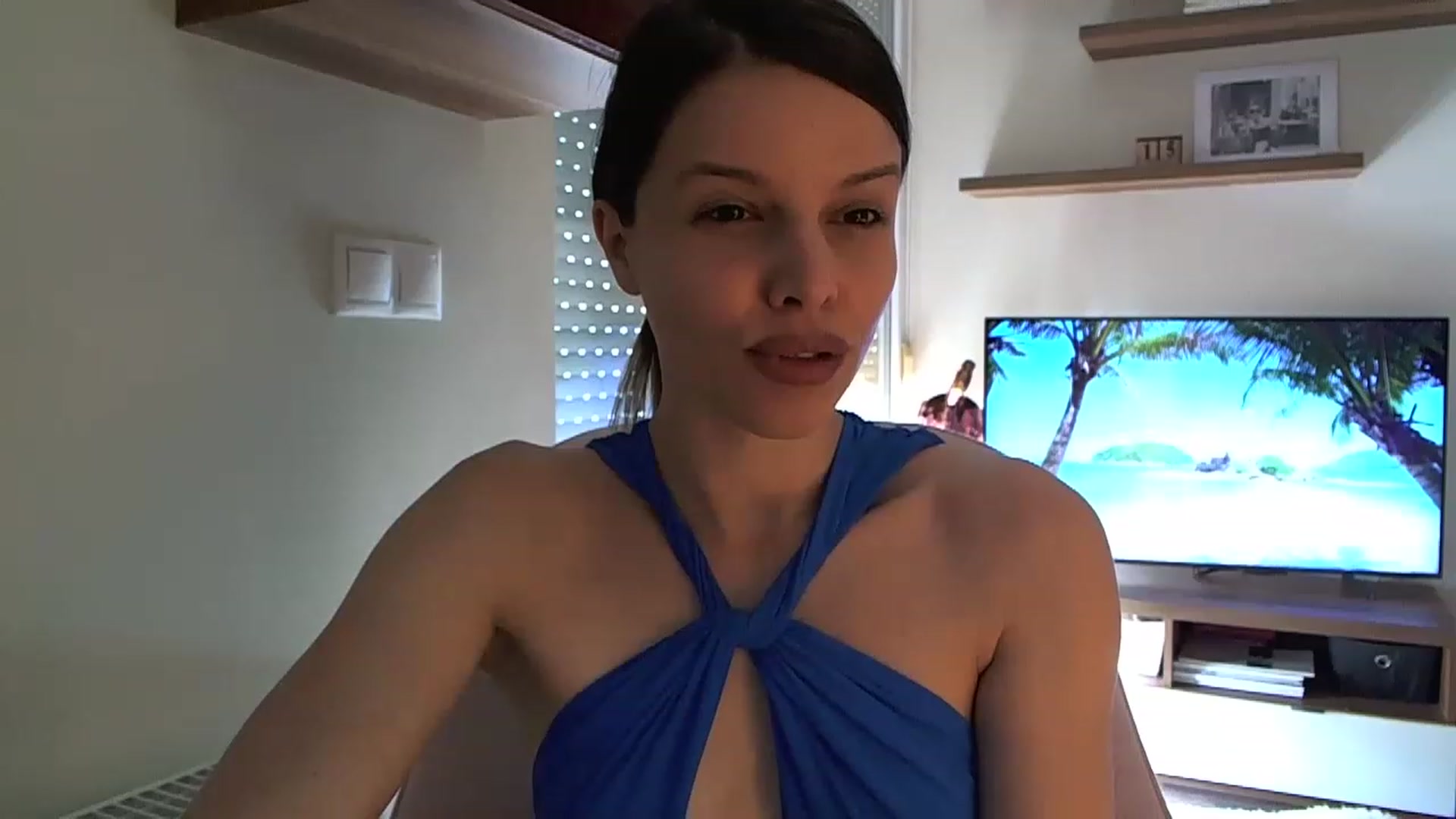Gallery image thumbnail from Heaven_hot's myfreecams stream on, 06/13/2023, 16:27 image 4 of 20