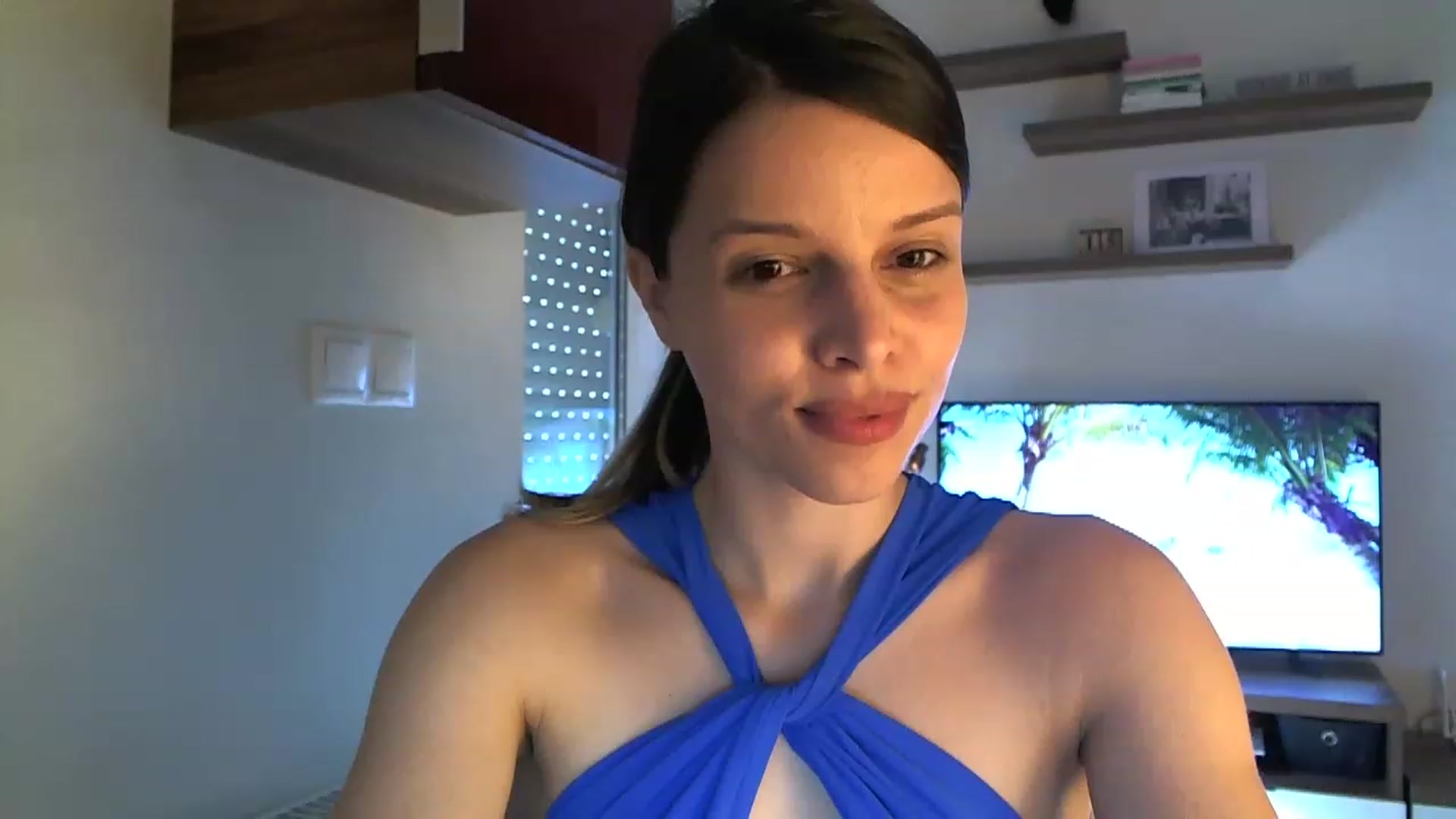Gallery image thumbnail from Heaven_hot's myfreecams stream on, 06/13/2023, 16:27 image 18 of 20