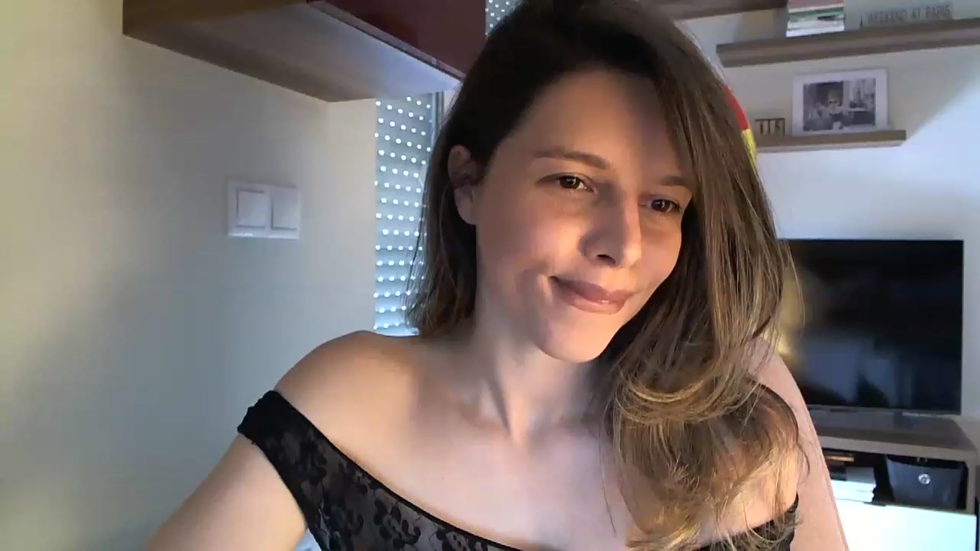 Gallery image thumbnail from Heaven_hot's myfreecams stream on, 06/17/2023, 11:08 image 9 of 20