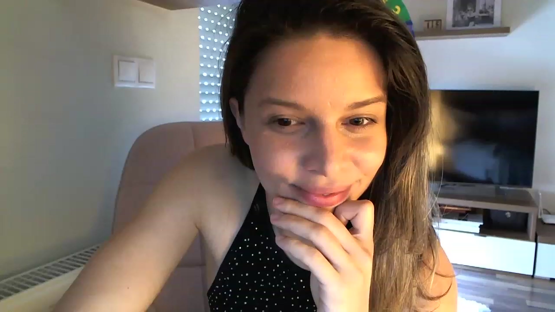 Gallery image thumbnail from Heaven_hot's myfreecams stream on, 06/18/2023, 13:35 image 16 of 20