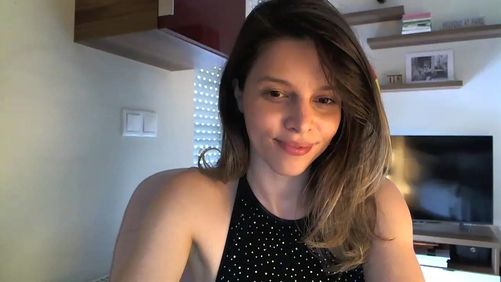 Gallery image thumbnail from Heaven_hot's myfreecams stream on, 06/18/2023, 14:31 image 4 of 20