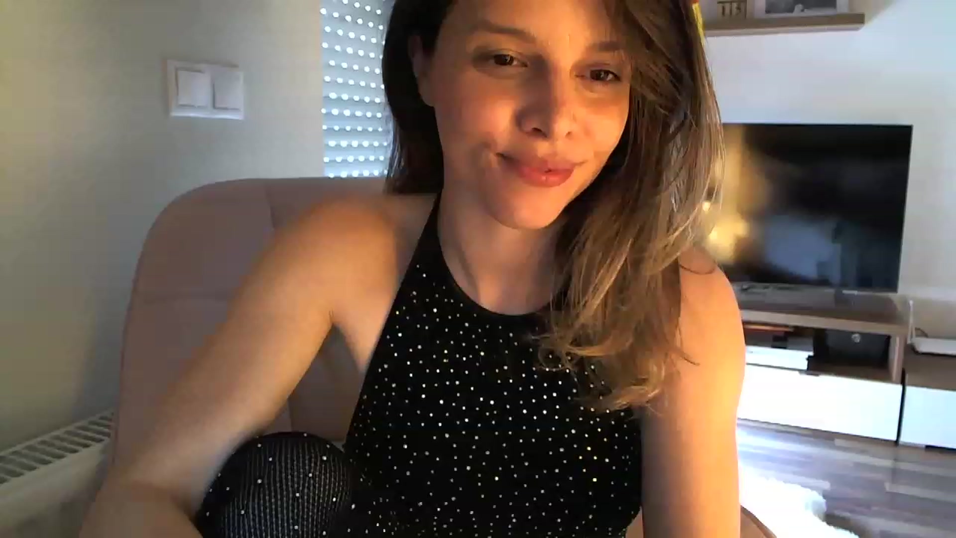 Gallery image thumbnail from Heaven_hot's myfreecams stream on, 06/18/2023, 14:31 image 1 of 20