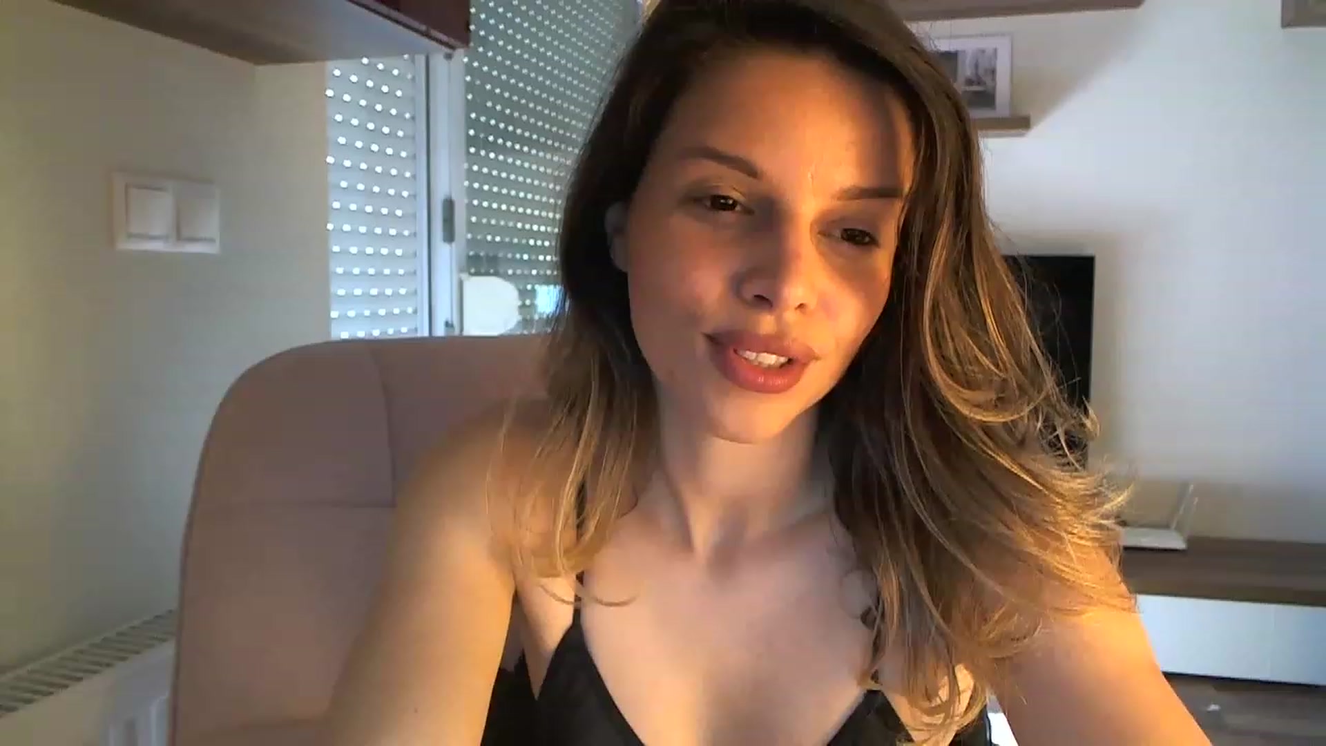Gallery image thumbnail from Heaven_hot's myfreecams stream on, 06/24/2023, 13:49 image 2 of 20