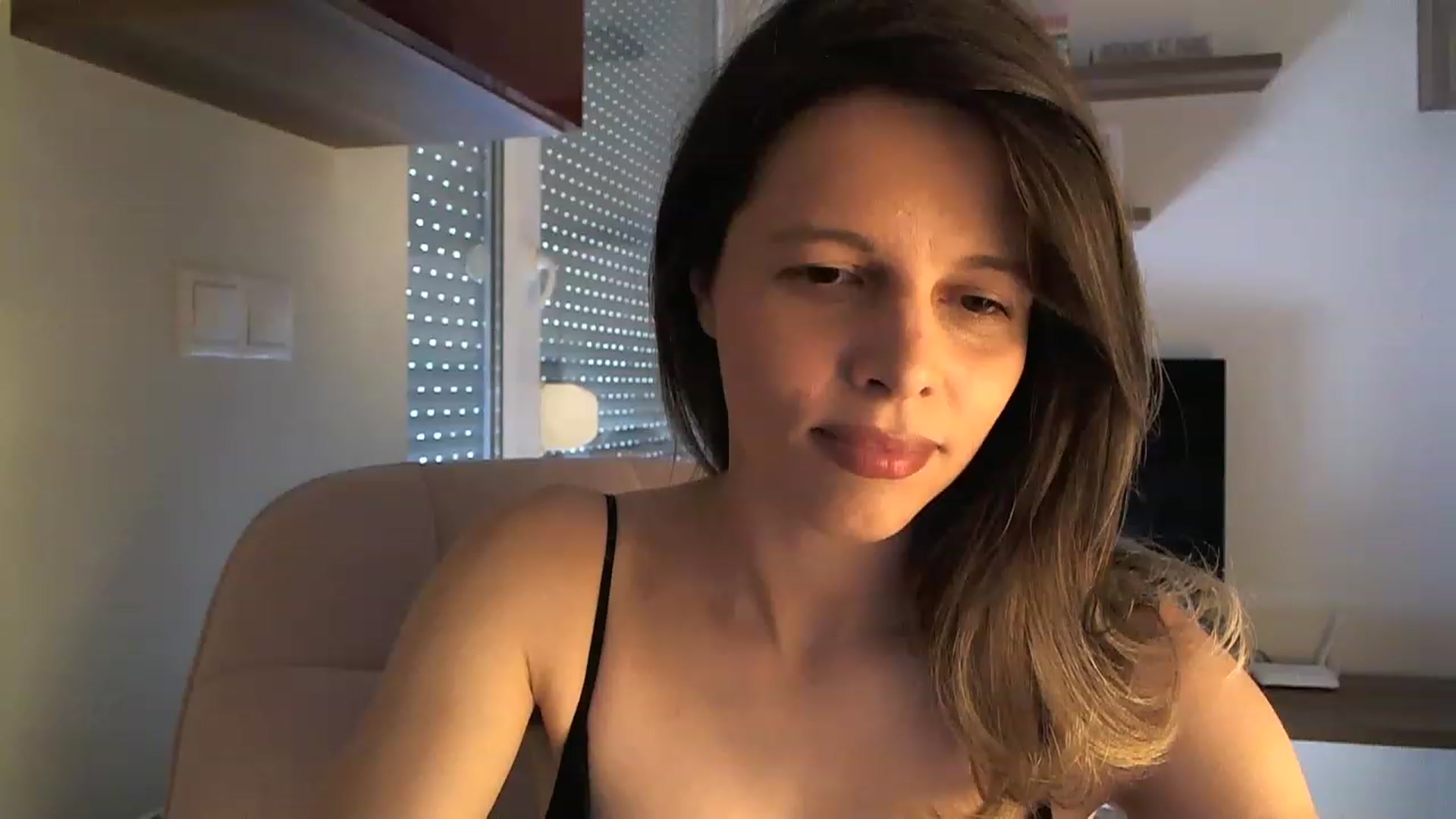 Gallery image thumbnail from Heaven_hot's myfreecams stream on, 06/27/2023, 17:11 image 4 of 20