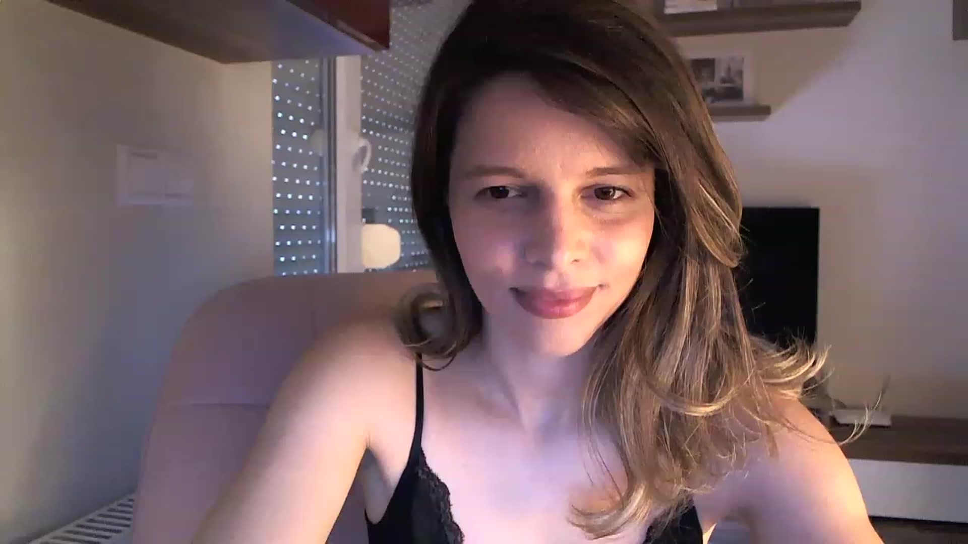 Gallery image thumbnail from Heaven_hot's myfreecams stream on, 06/27/2023, 17:11 image 15 of 20