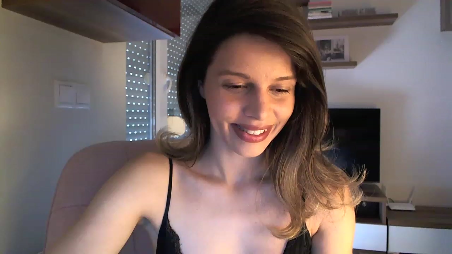 Gallery image thumbnail from Heaven_hot's myfreecams stream on, 06/27/2023, 17:11 image 5 of 20