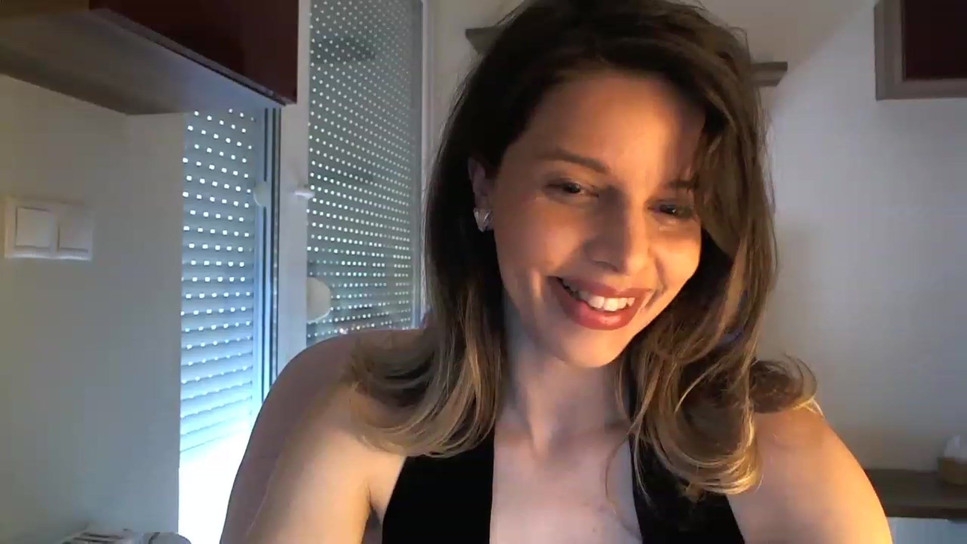 Gallery image thumbnail from Heaven_hot's myfreecams stream on, 06/28/2023, 17:18 image 5 of 20
