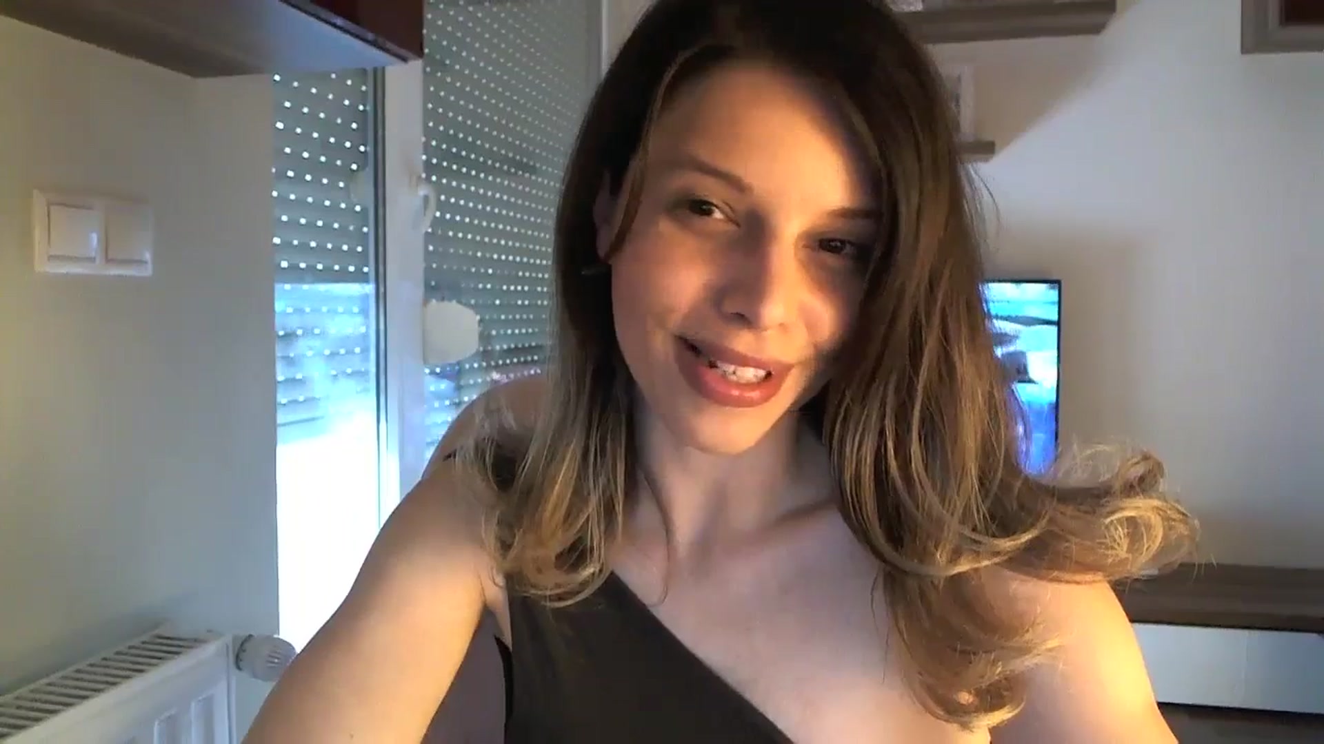 Gallery image thumbnail from Heaven_hot's myfreecams stream on, 06/29/2023, 17:45 image 6 of 20