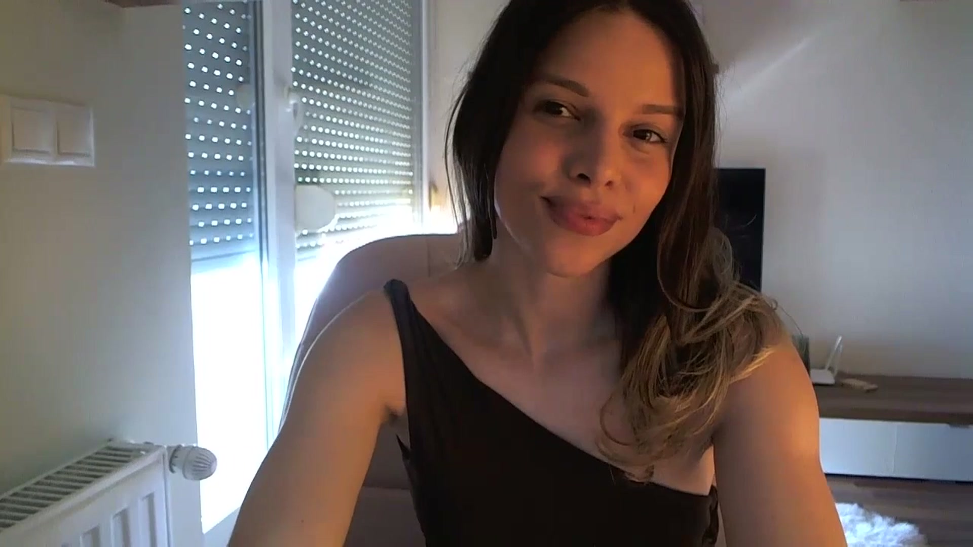 Gallery image thumbnail from Heaven_hot's myfreecams stream on, 07/21/2023, 16:43 image 8 of 20