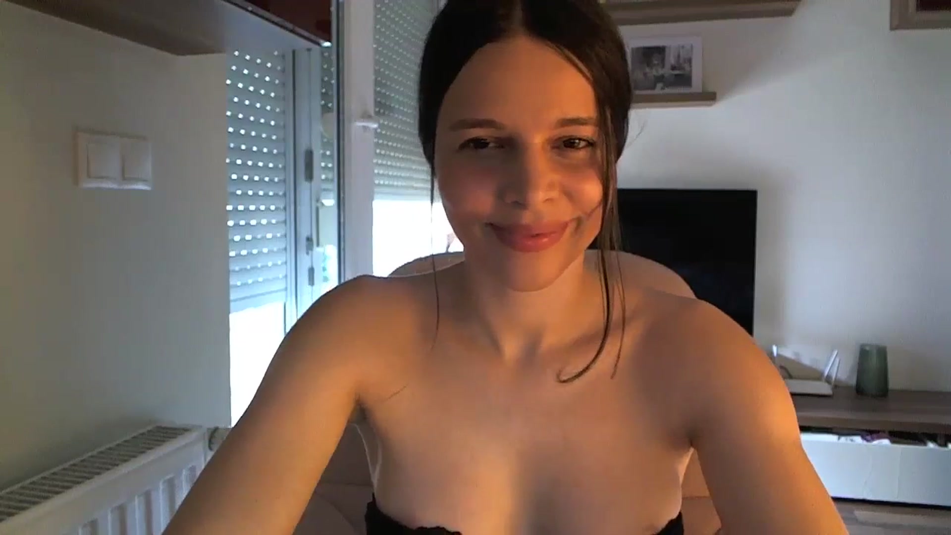 Gallery image thumbnail from Heaven_hot's myfreecams stream on, 09/22/2023, 14:18 image 16 of 20