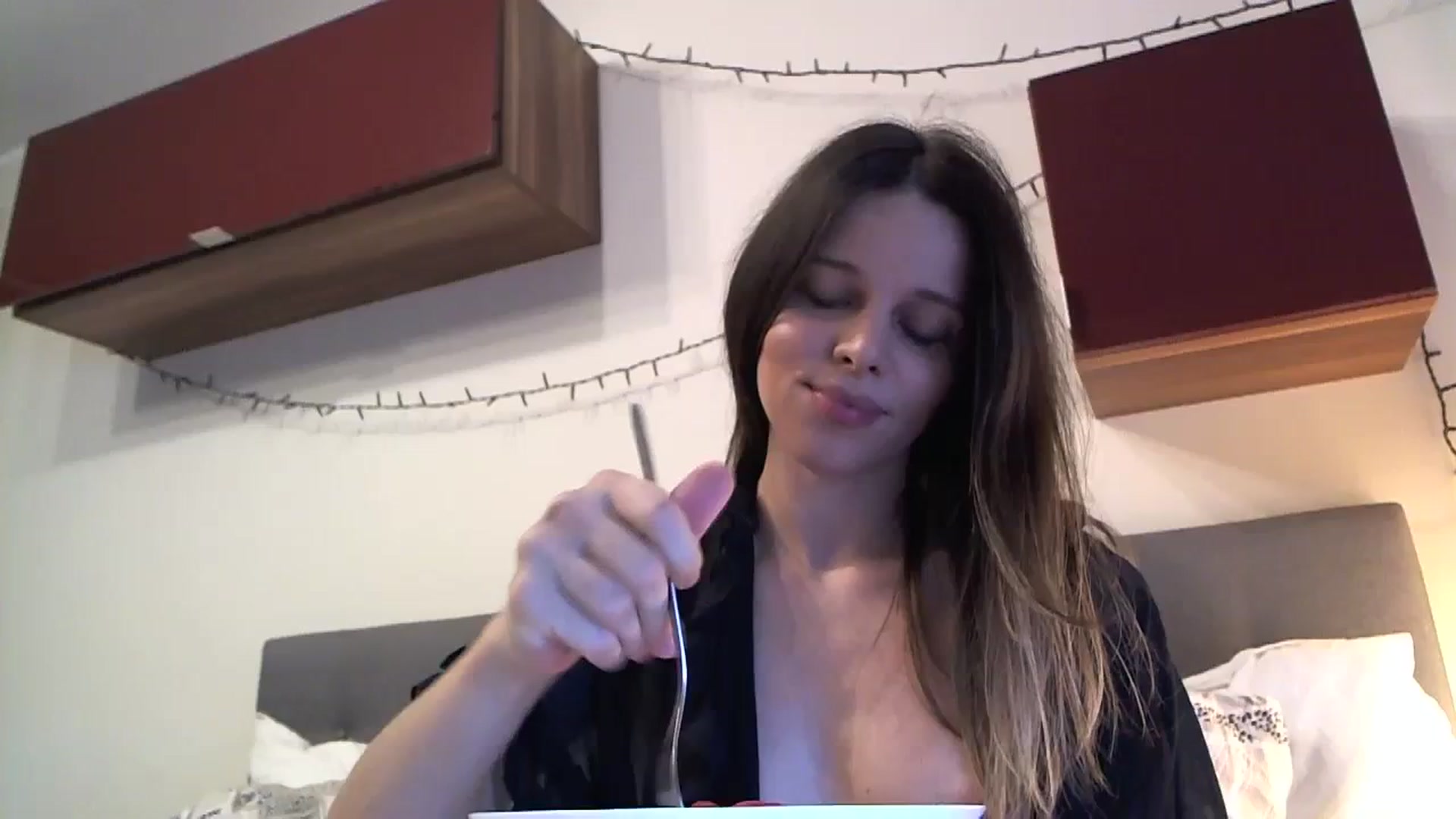 Gallery image thumbnail from Heaven_hot's myfreecams stream on, 10/02/2023, 15:55 image 10 of 20