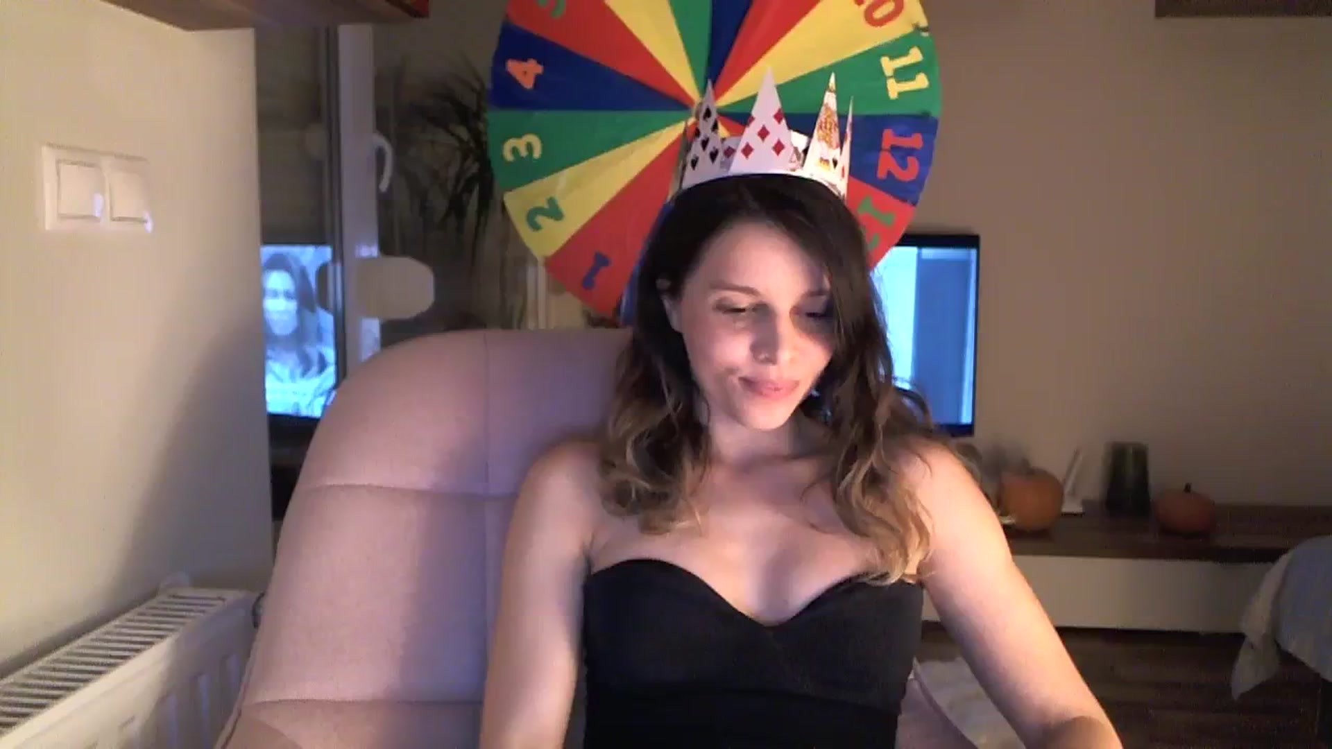 Gallery image thumbnail from Heaven_hot's myfreecams stream on, 10/30/2023, 17:09 image 6 of 20