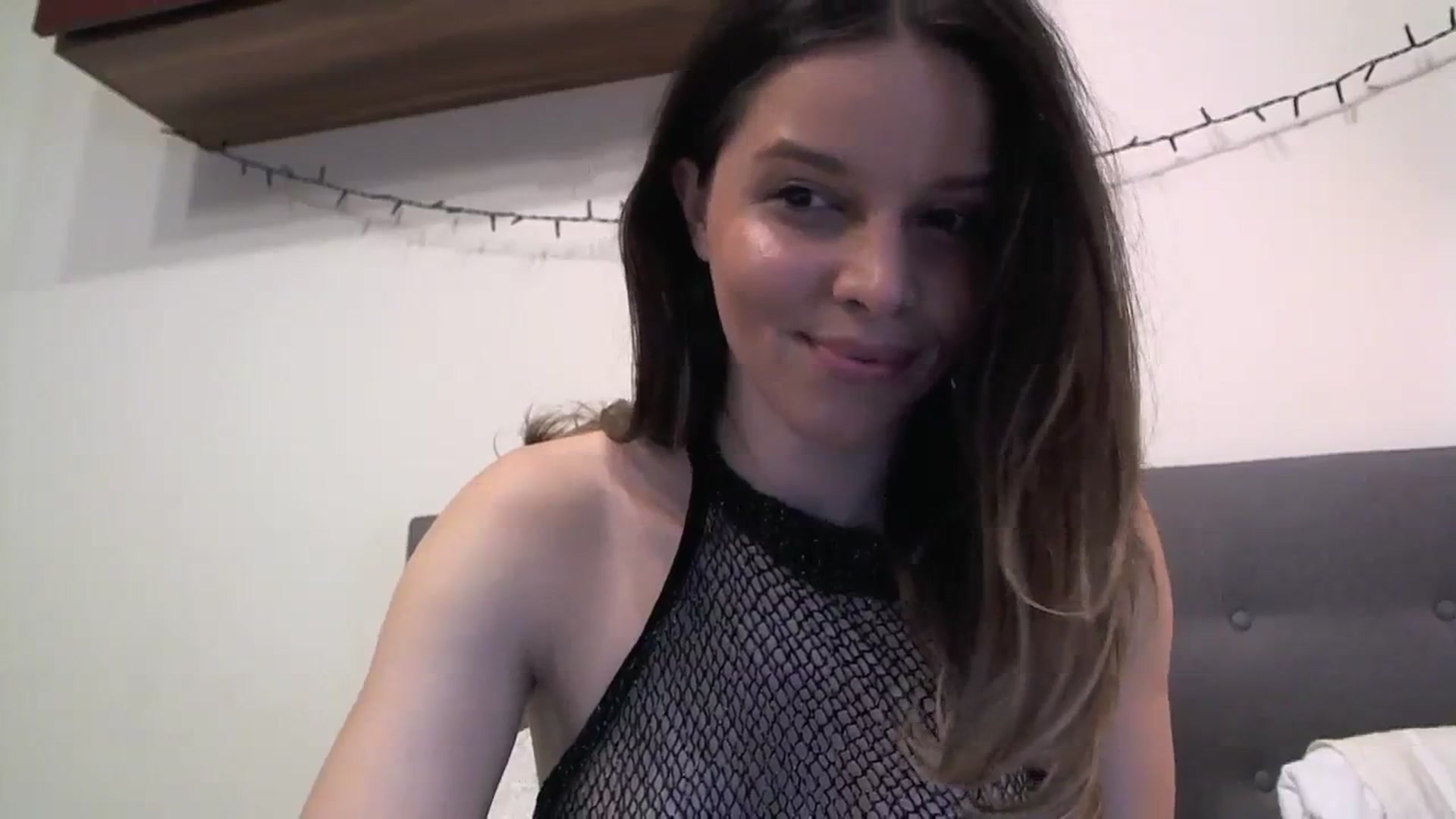 Gallery image thumbnail from Heaven_hot's myfreecams stream on, 11/25/2023, 13:10 image 8 of 20