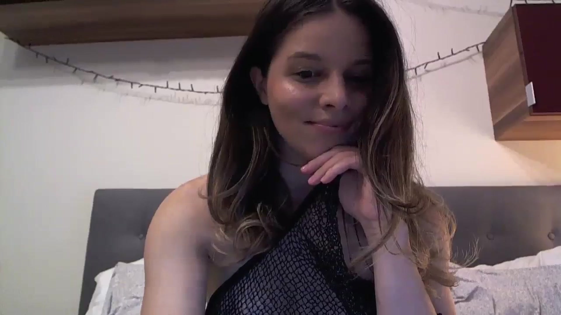 Gallery image thumbnail from Heaven_hot's myfreecams stream on, 11/25/2023, 13:10 image 16 of 20