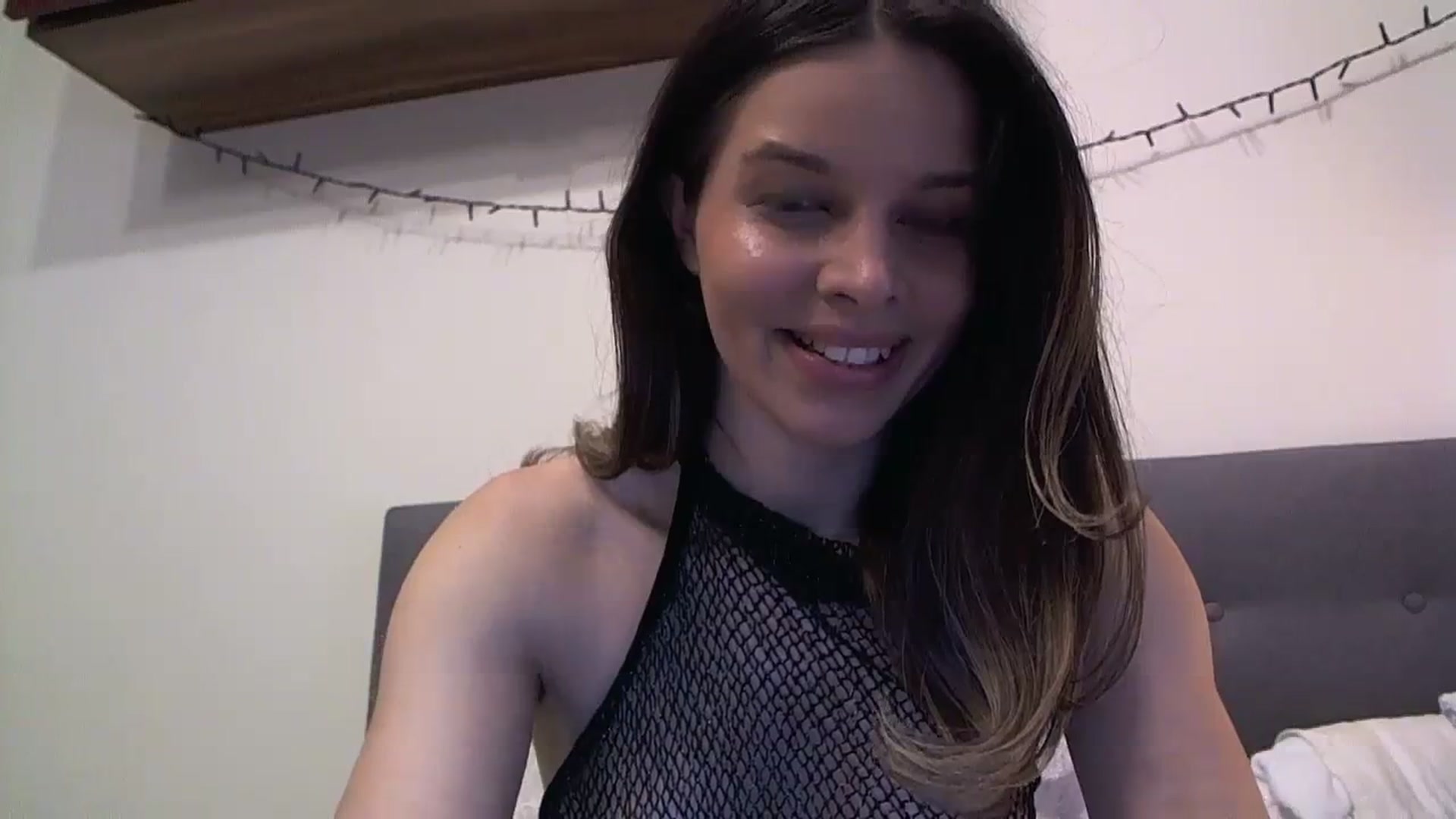 Gallery image thumbnail from Heaven_hot's myfreecams stream on, 11/25/2023, 13:10 image 9 of 20