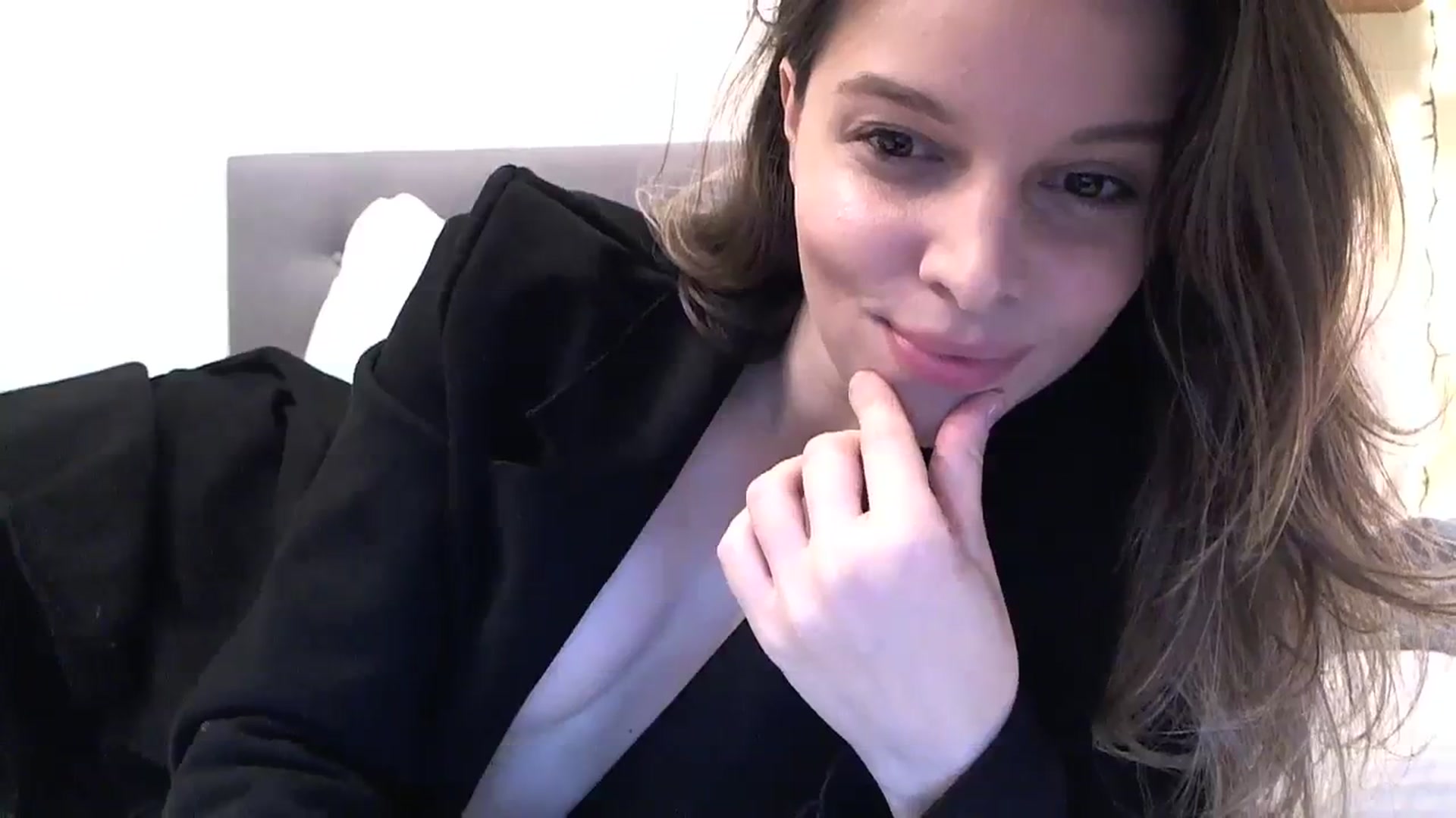 Gallery image thumbnail from Heaven_hot's myfreecams stream on, 12/02/2023, 14:50 image 12 of 20