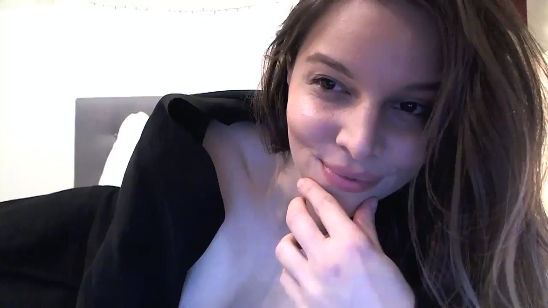 Gallery image thumbnail from Heaven_hot's myfreecams stream on, 12/02/2023, 14:50 image 13 of 20