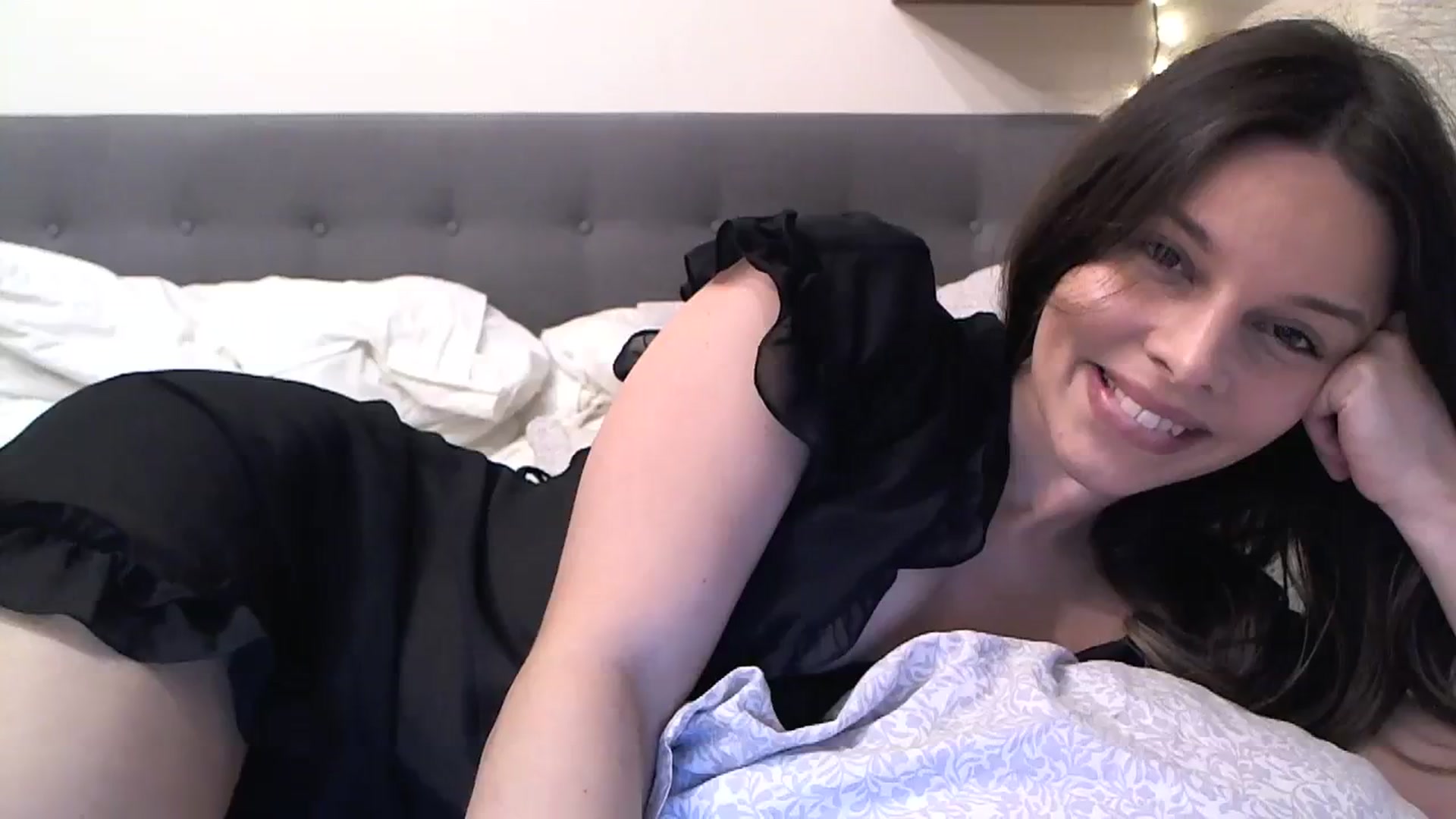 Gallery image thumbnail from Heaven_hot's myfreecams stream on, 12/08/2023, 12:41 image 7 of 20