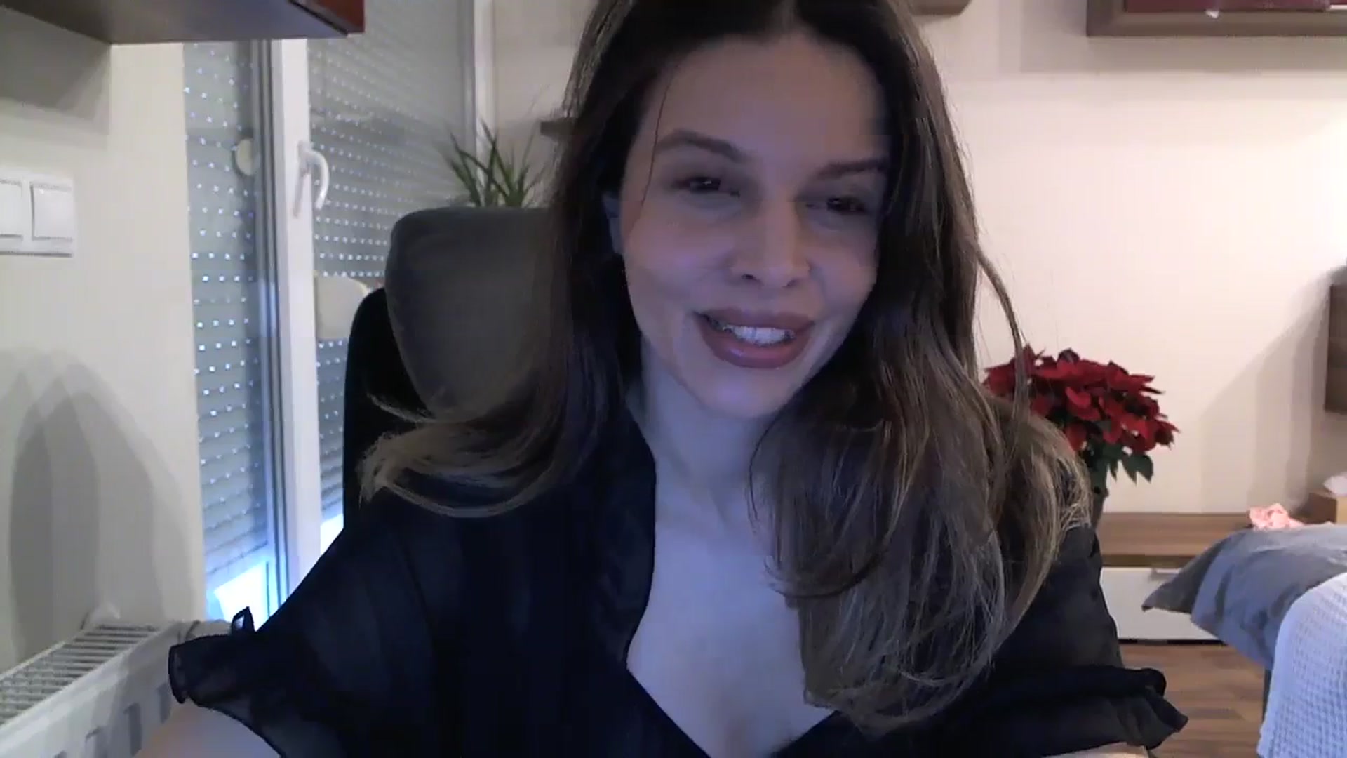 Gallery image thumbnail from Heaven_hot's myfreecams stream on, 12/09/2023, 14:12 image 6 of 20