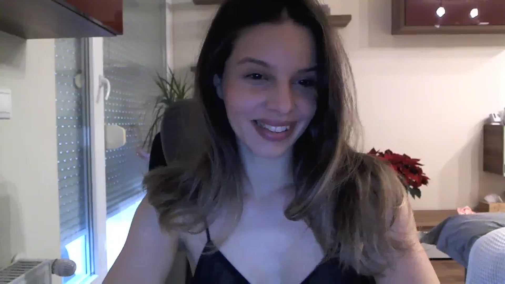 Gallery image thumbnail from Heaven_hot's myfreecams stream on, 12/09/2023, 14:12 image 16 of 20