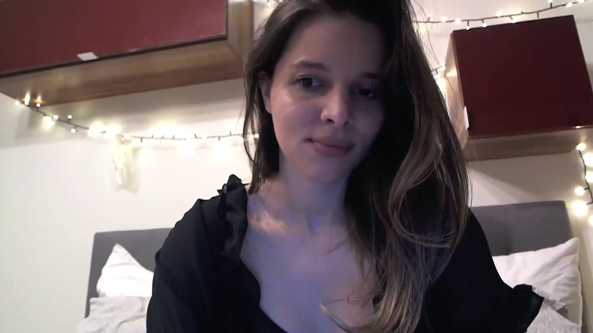 Gallery image thumbnail from Heaven_hot's myfreecams stream on, 12/09/2023, 15:34 image 19 of 20