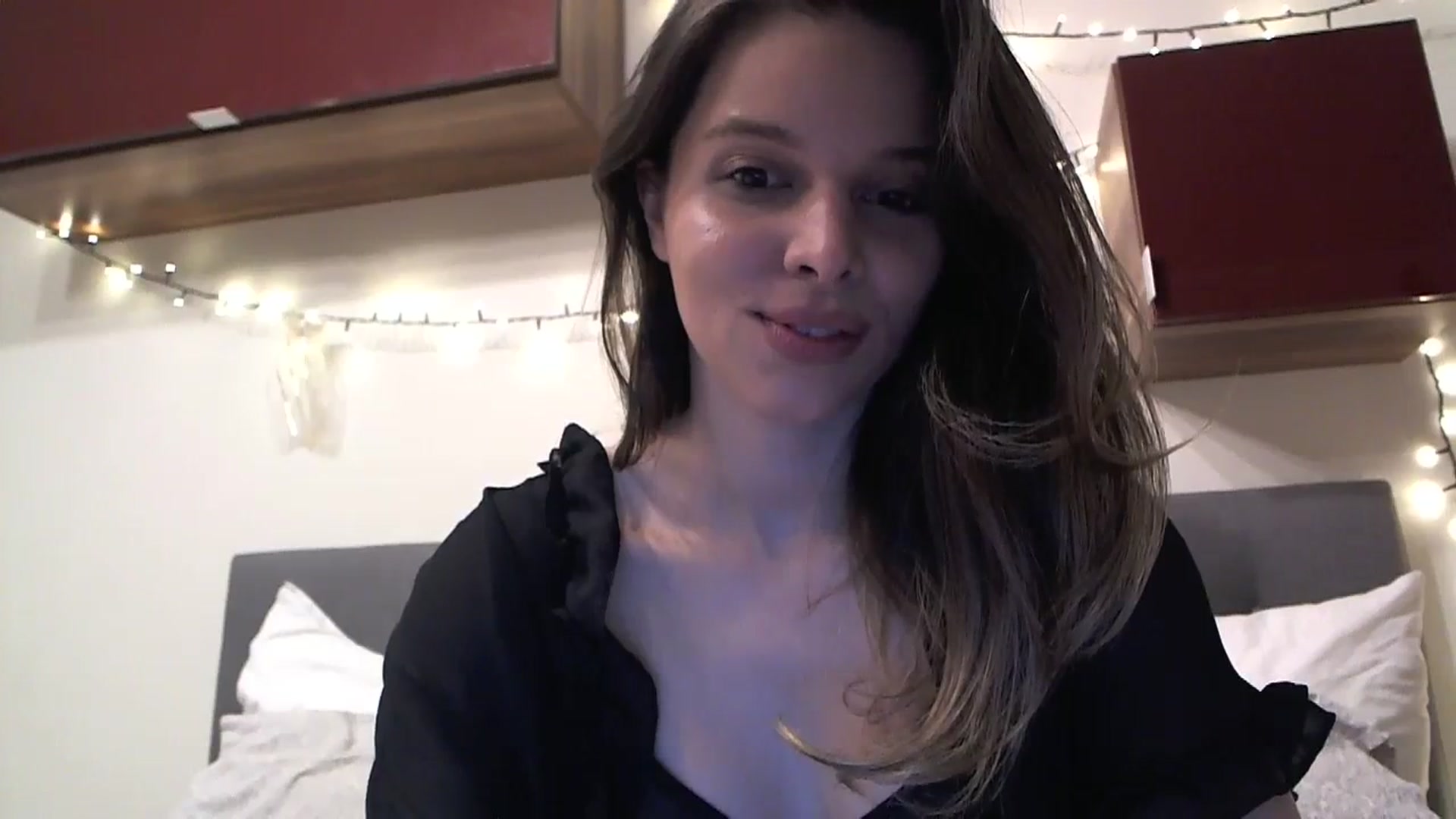 Gallery image thumbnail from Heaven_hot's myfreecams stream on, 12/09/2023, 15:34 image 20 of 20