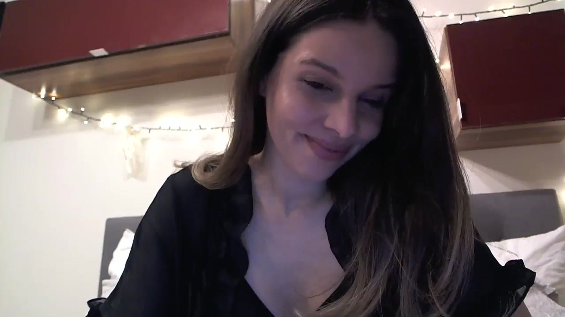 Gallery image thumbnail from Heaven_hot's myfreecams stream on, 12/09/2023, 15:34 image 17 of 20