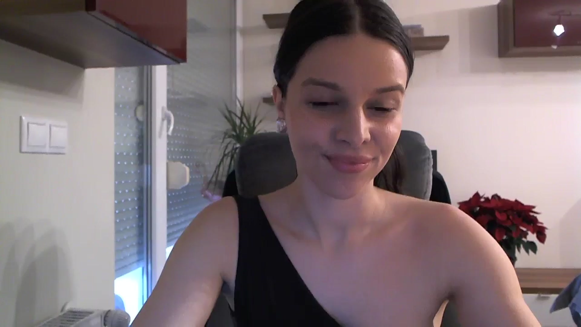 Gallery image thumbnail from Heaven_hot's myfreecams stream on, 12/10/2023, 12:16 image 15 of 20