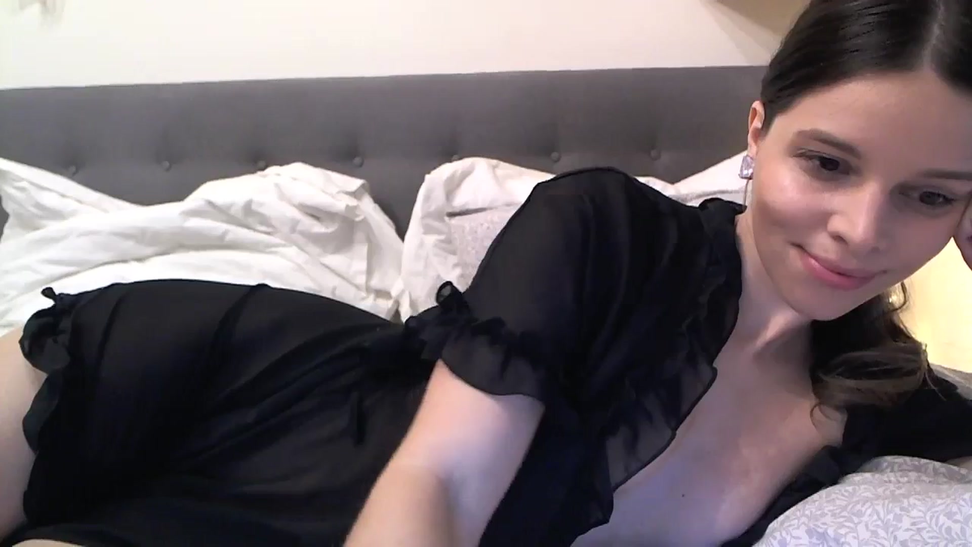 Gallery image thumbnail from Heaven_hot's myfreecams stream on, 12/10/2023, 12:57 image 7 of 20