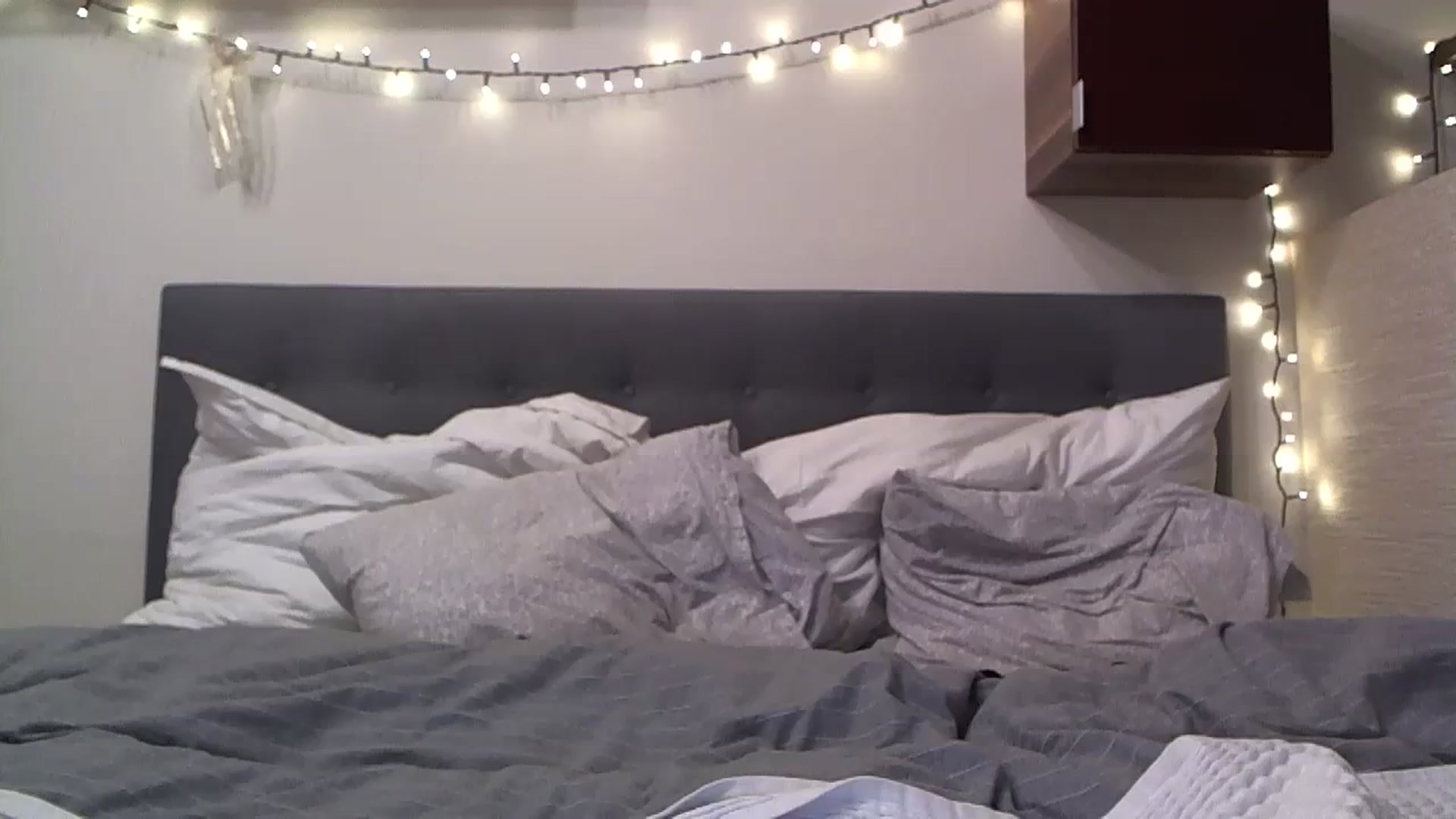 Gallery image thumbnail from Heaven_hot's myfreecams stream on, 12/10/2023, 17:29 image 1 of 20
