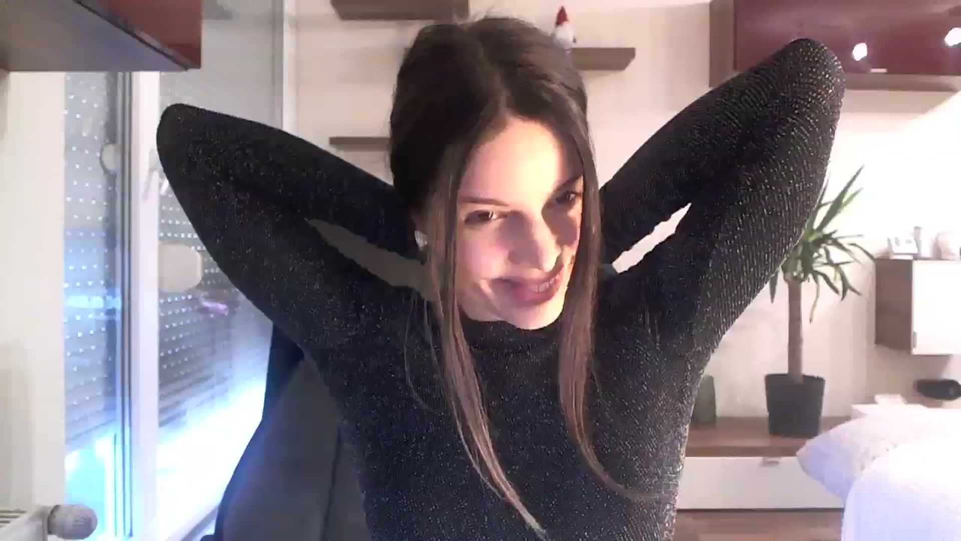 Gallery image thumbnail from Heaven_hot's myfreecams stream on, 12/17/2023, 13:22 image 15 of 20