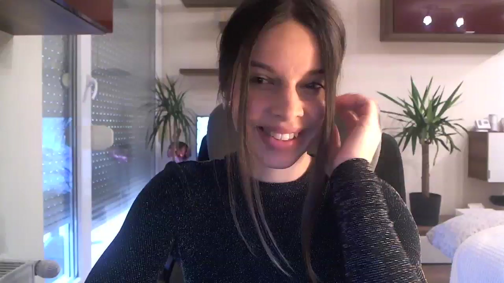 Gallery image thumbnail from Heaven_hot's myfreecams stream on, 12/17/2023, 13:22 image 20 of 20