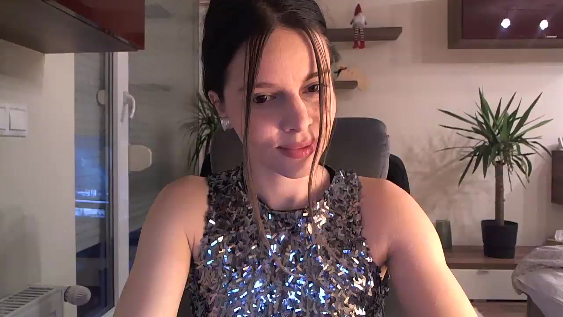 Gallery image thumbnail from Heaven_hot's myfreecams stream on, 12/23/2023, 15:14 image 7 of 20