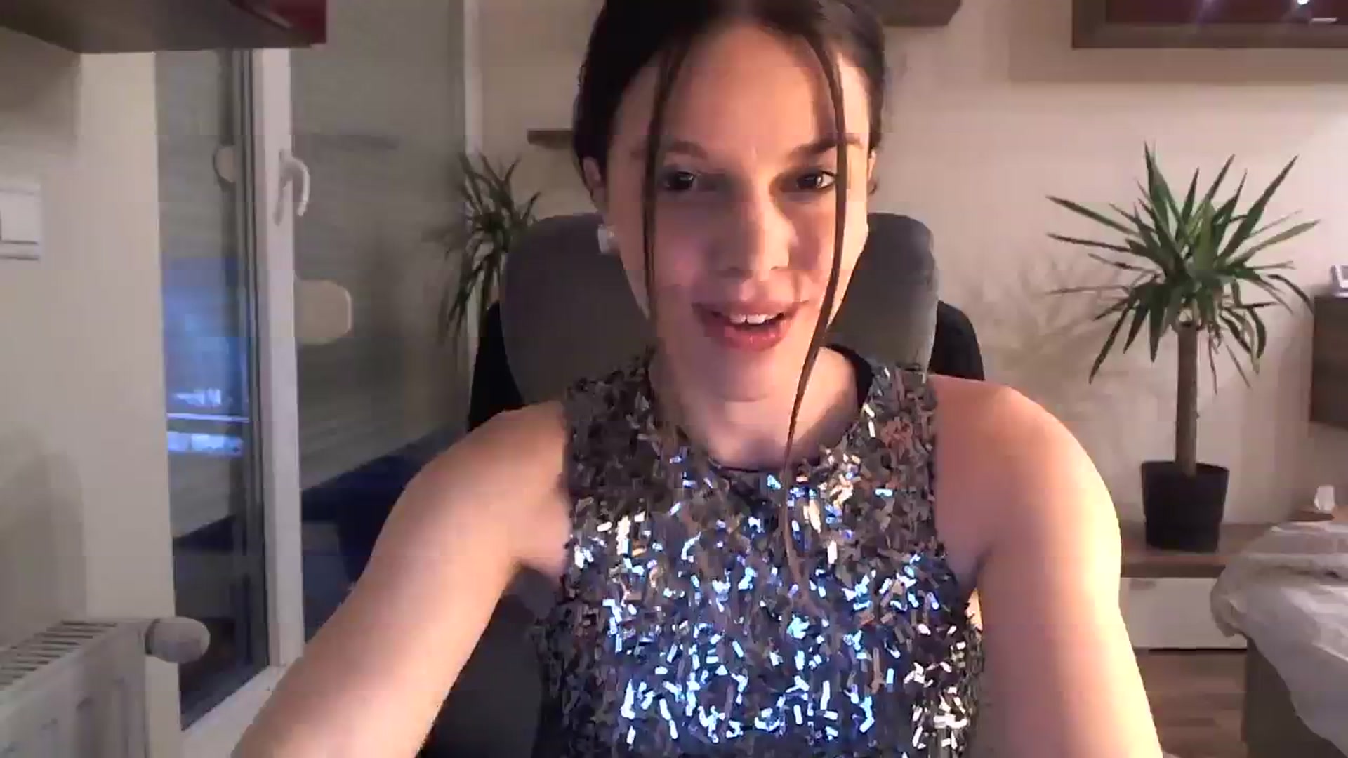 Gallery image thumbnail from Heaven_hot's myfreecams stream on, 12/23/2023, 15:14 image 18 of 20