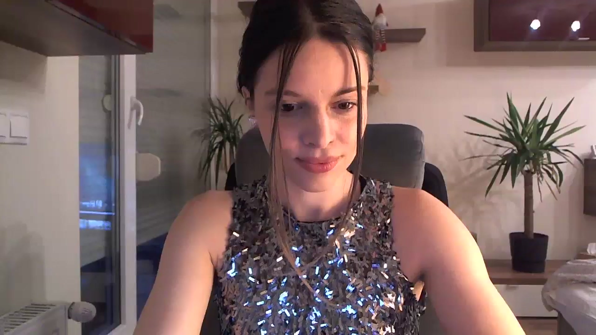 Gallery image thumbnail from Heaven_hot's myfreecams stream on, 12/23/2023, 15:14 image 9 of 20