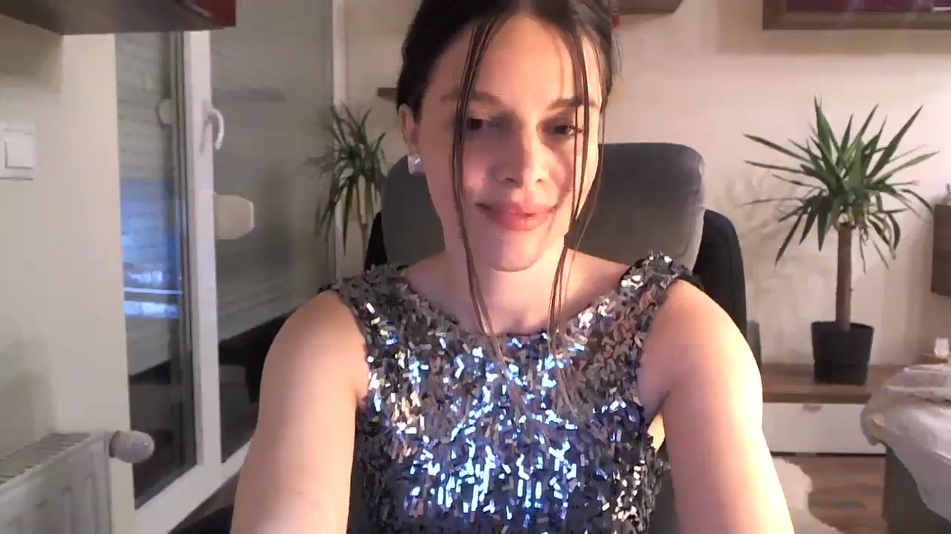 Gallery image thumbnail from Heaven_hot's myfreecams stream on, 12/23/2023, 15:34 image 2 of 20